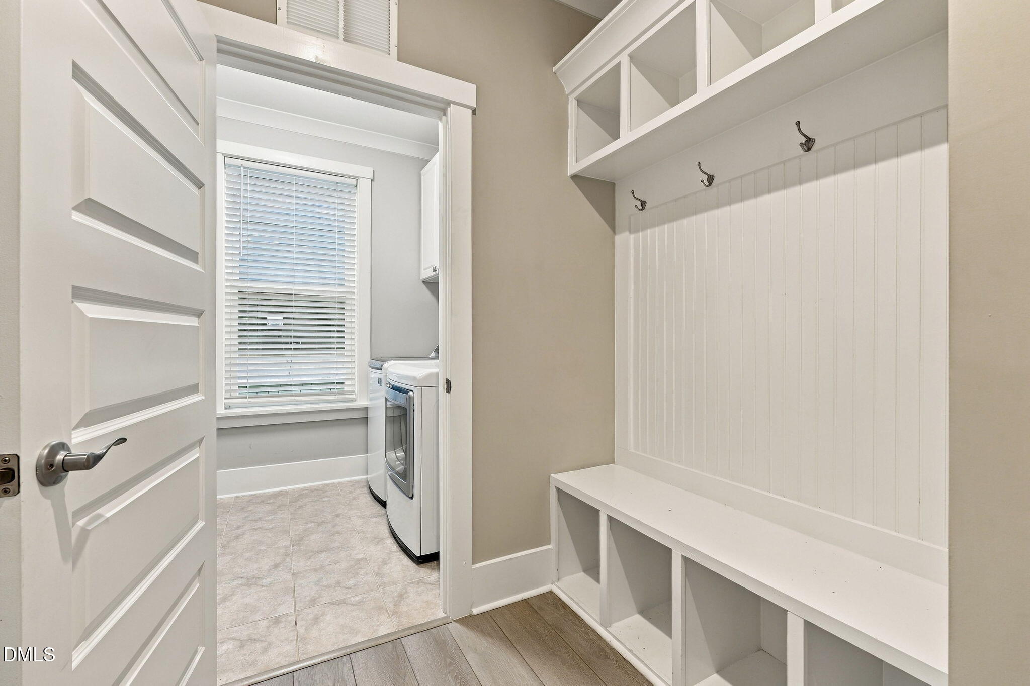 property viewer photo 22