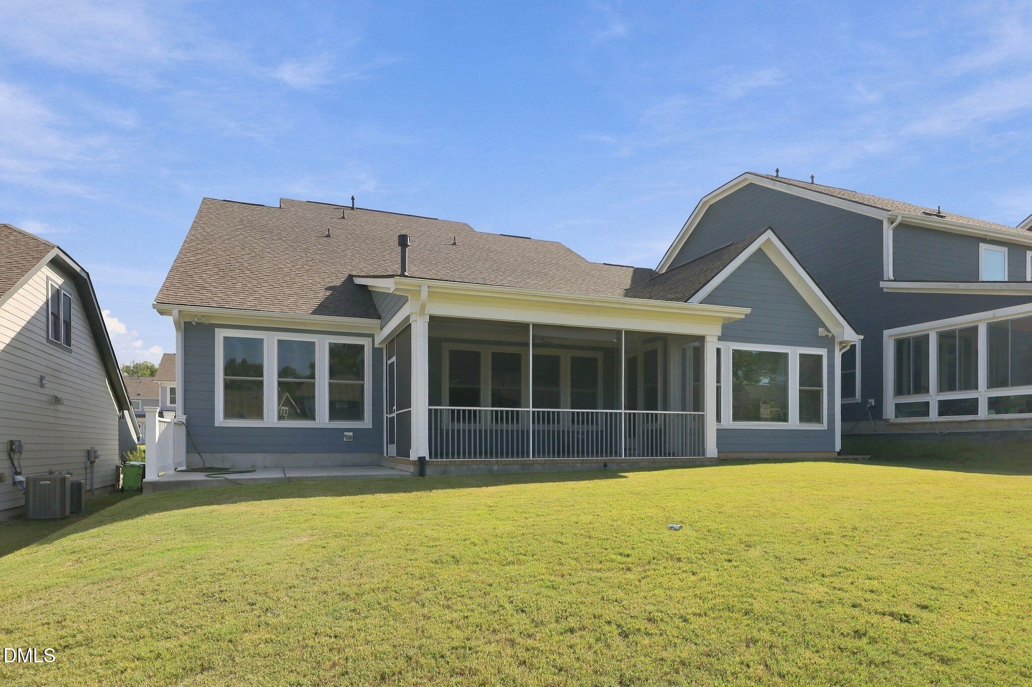 property viewer photo 36