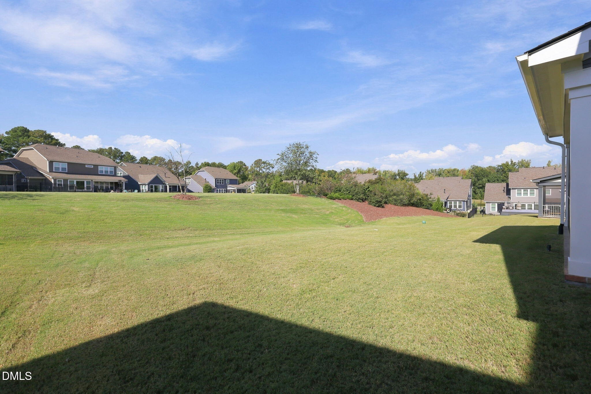 property viewer photo 41