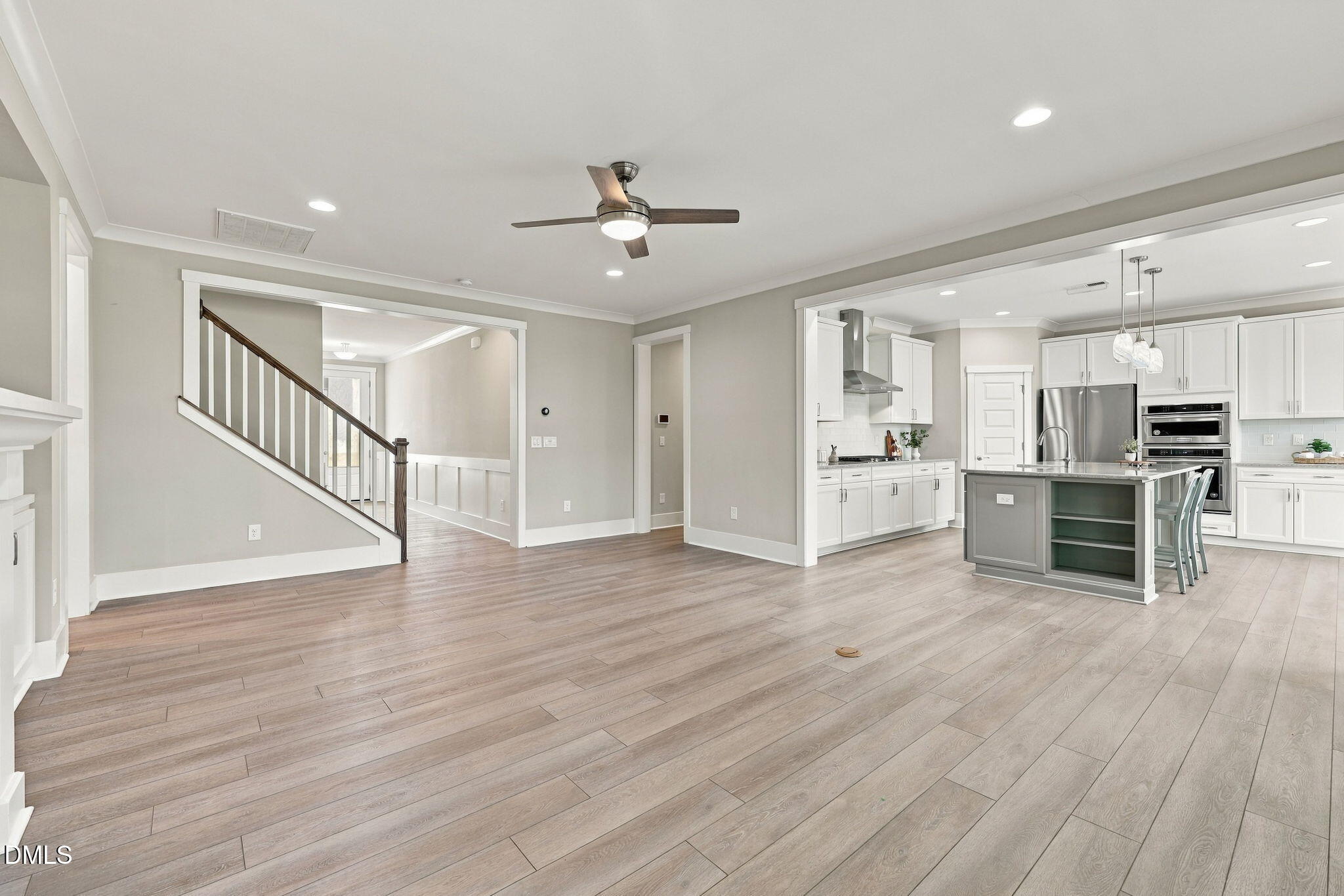 property viewer photo 6