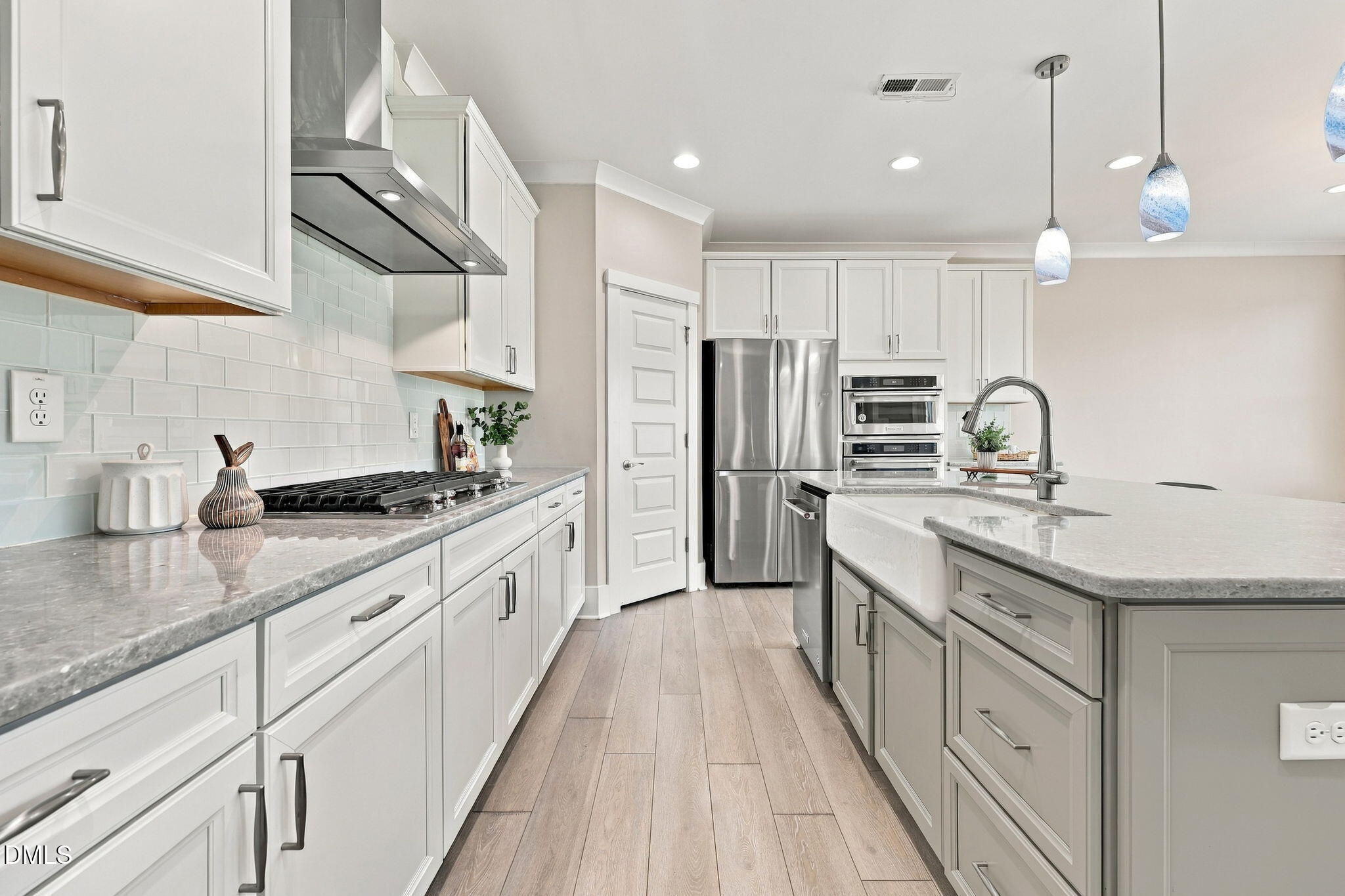 property viewer photo 9