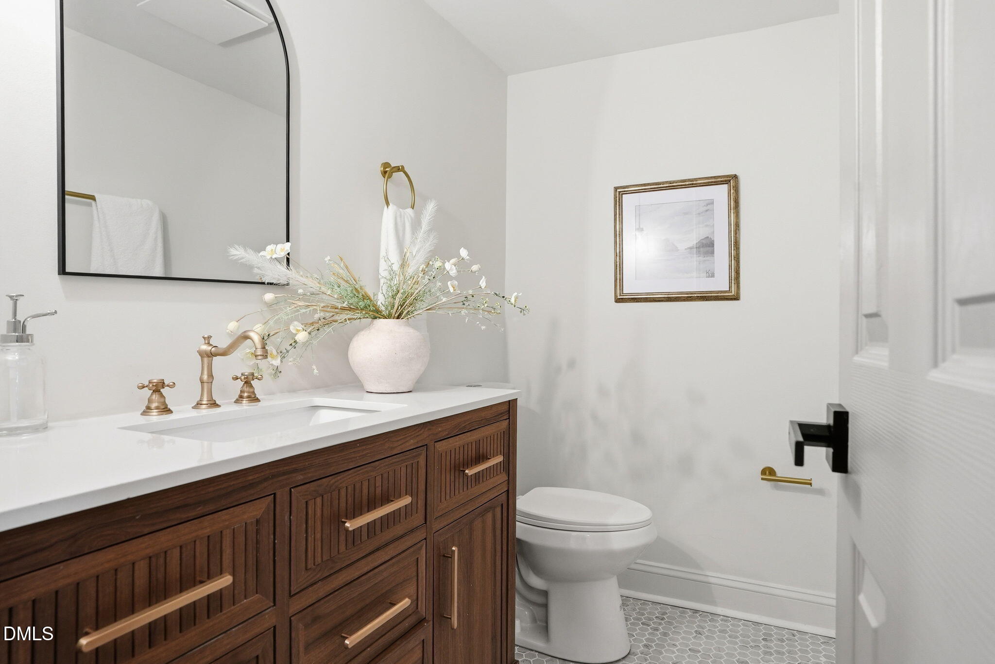 main property photo 64