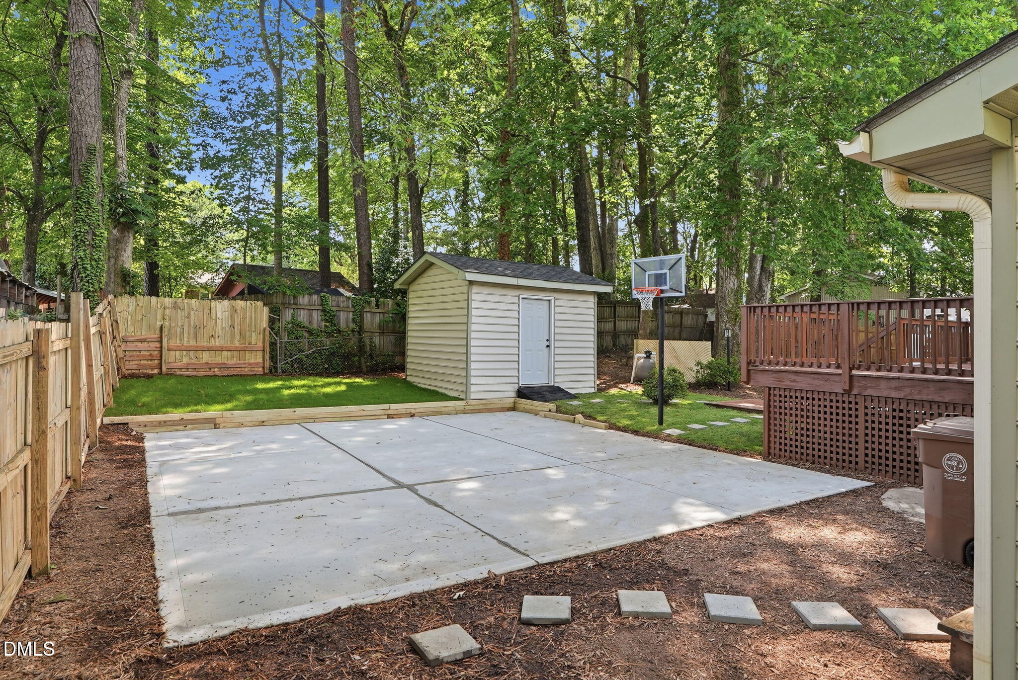 main property photo 68