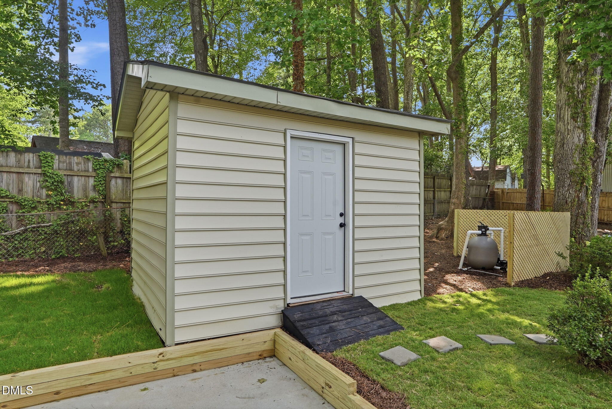 main property photo 69
