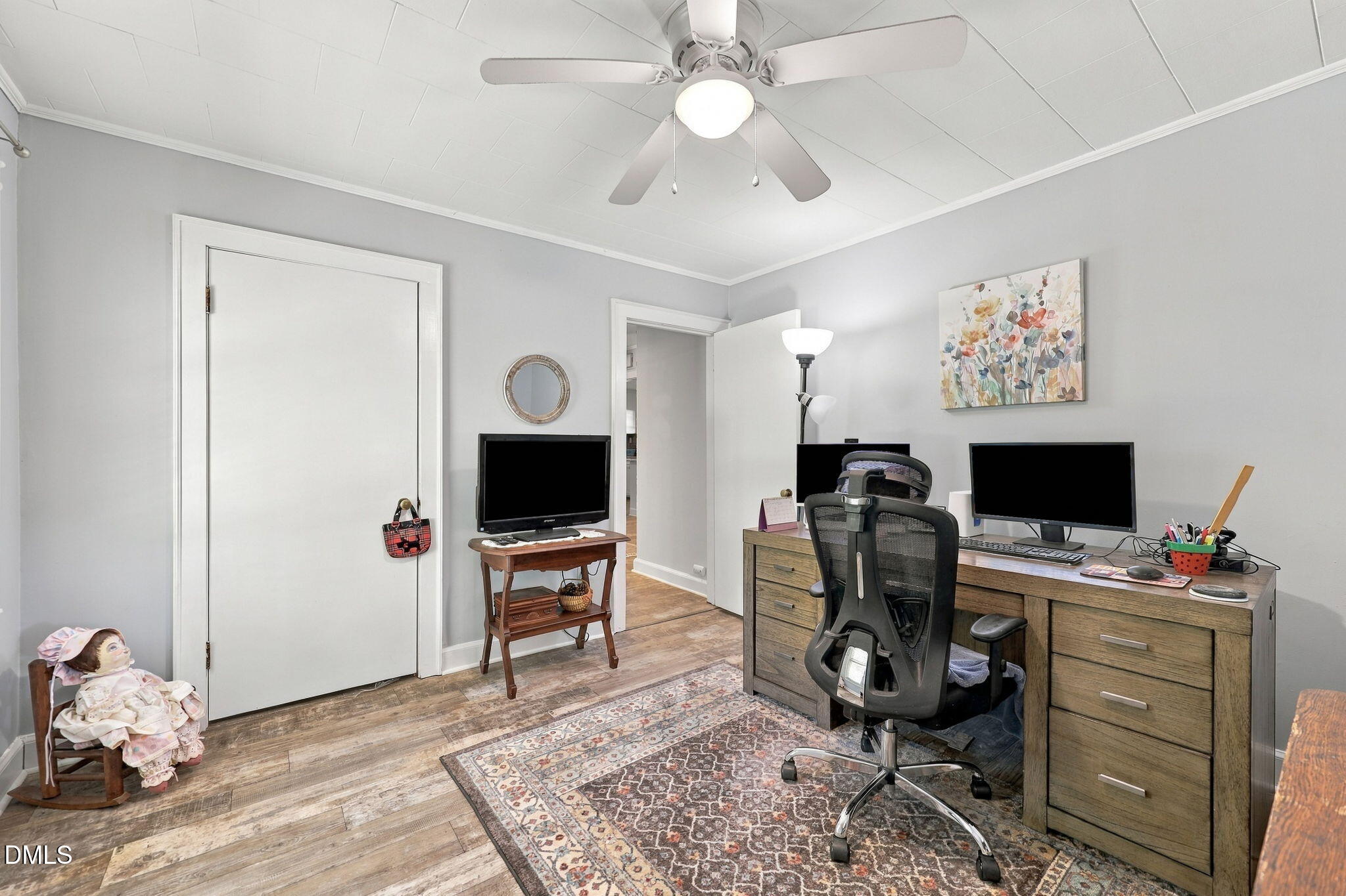 main property photo 11