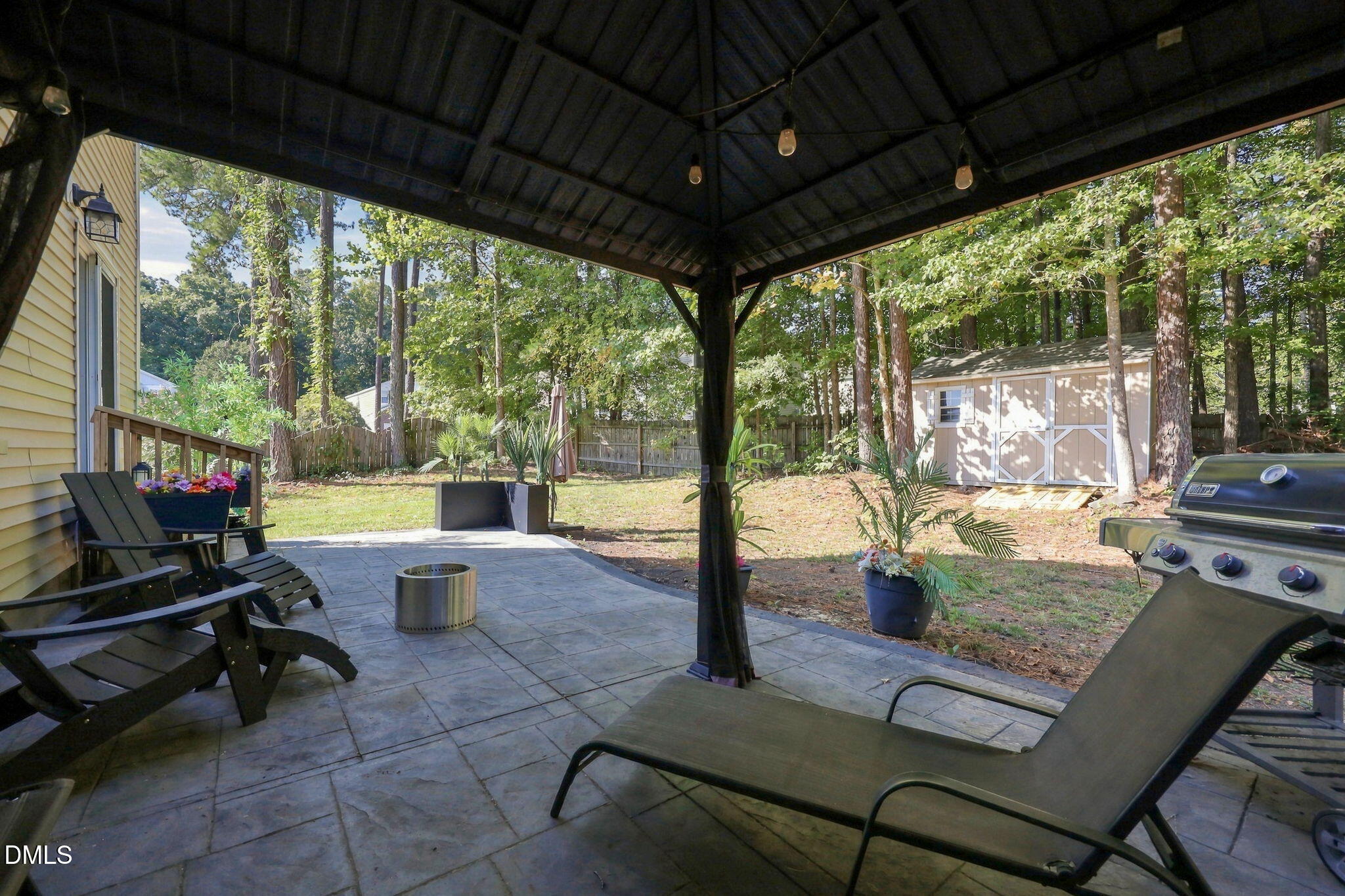 main property photo 34