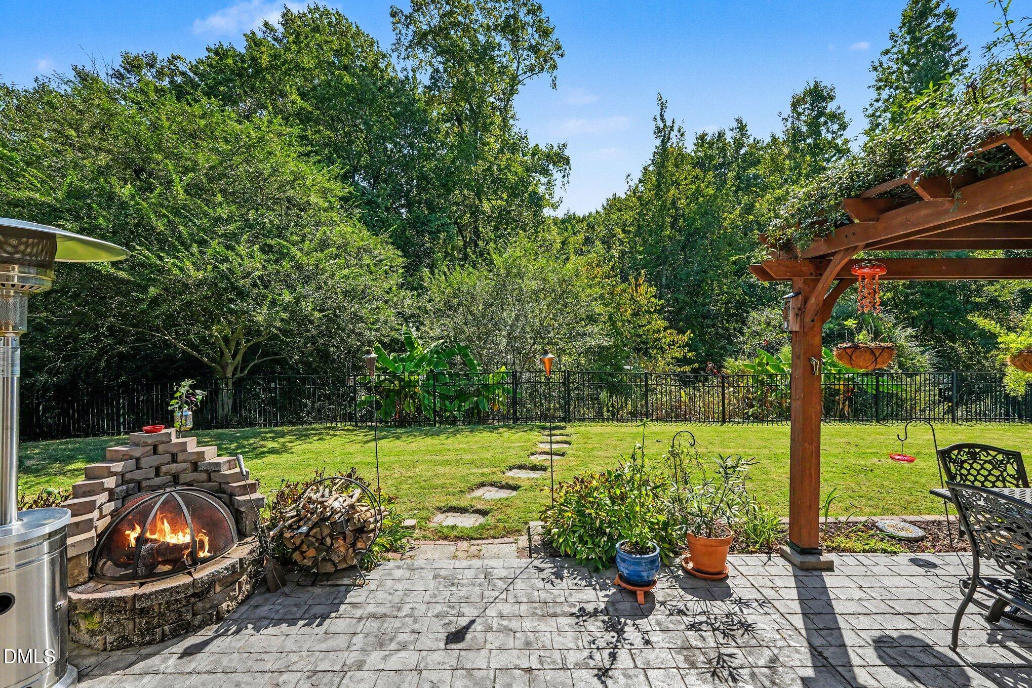 main property photo 35