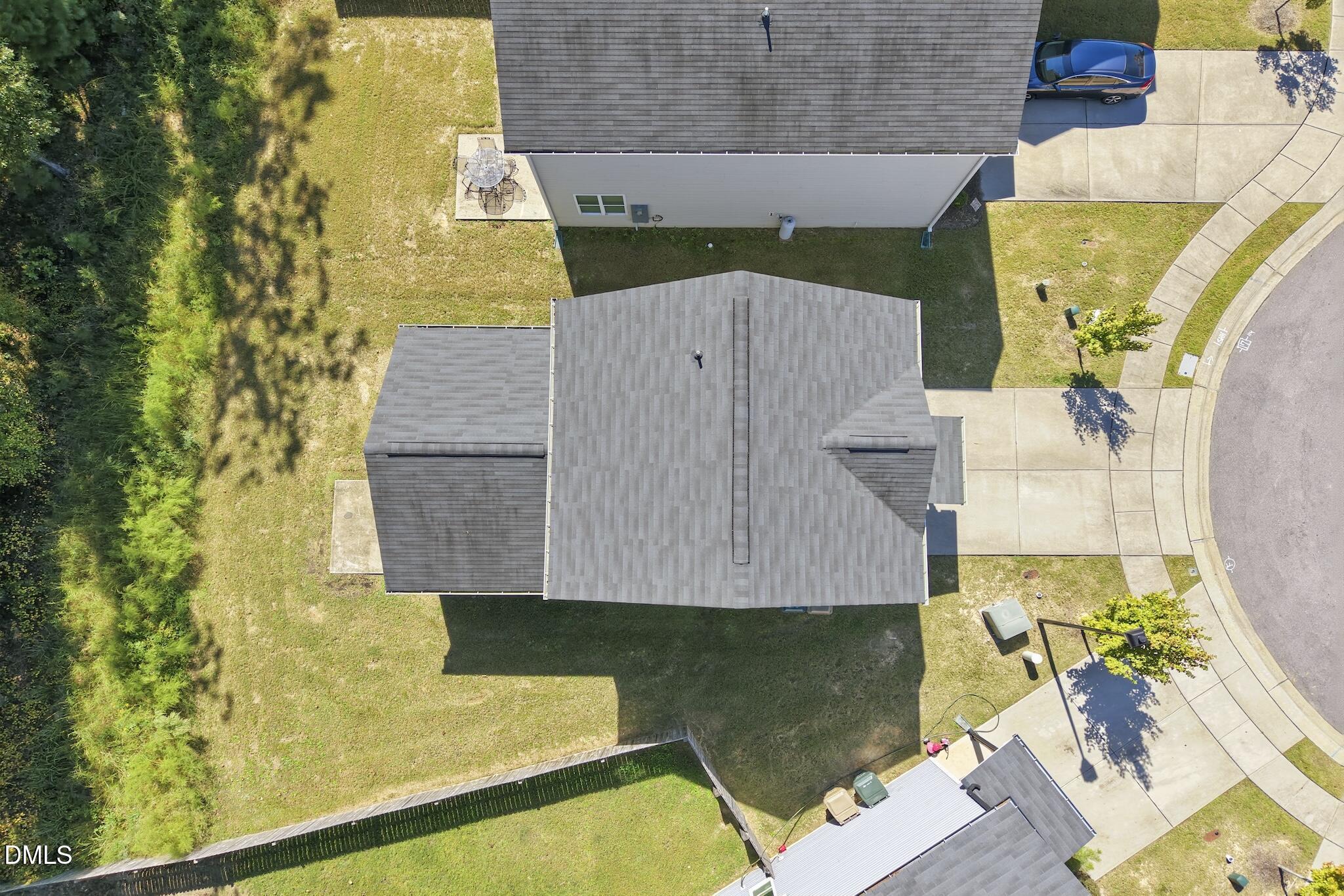 main property photo 39
