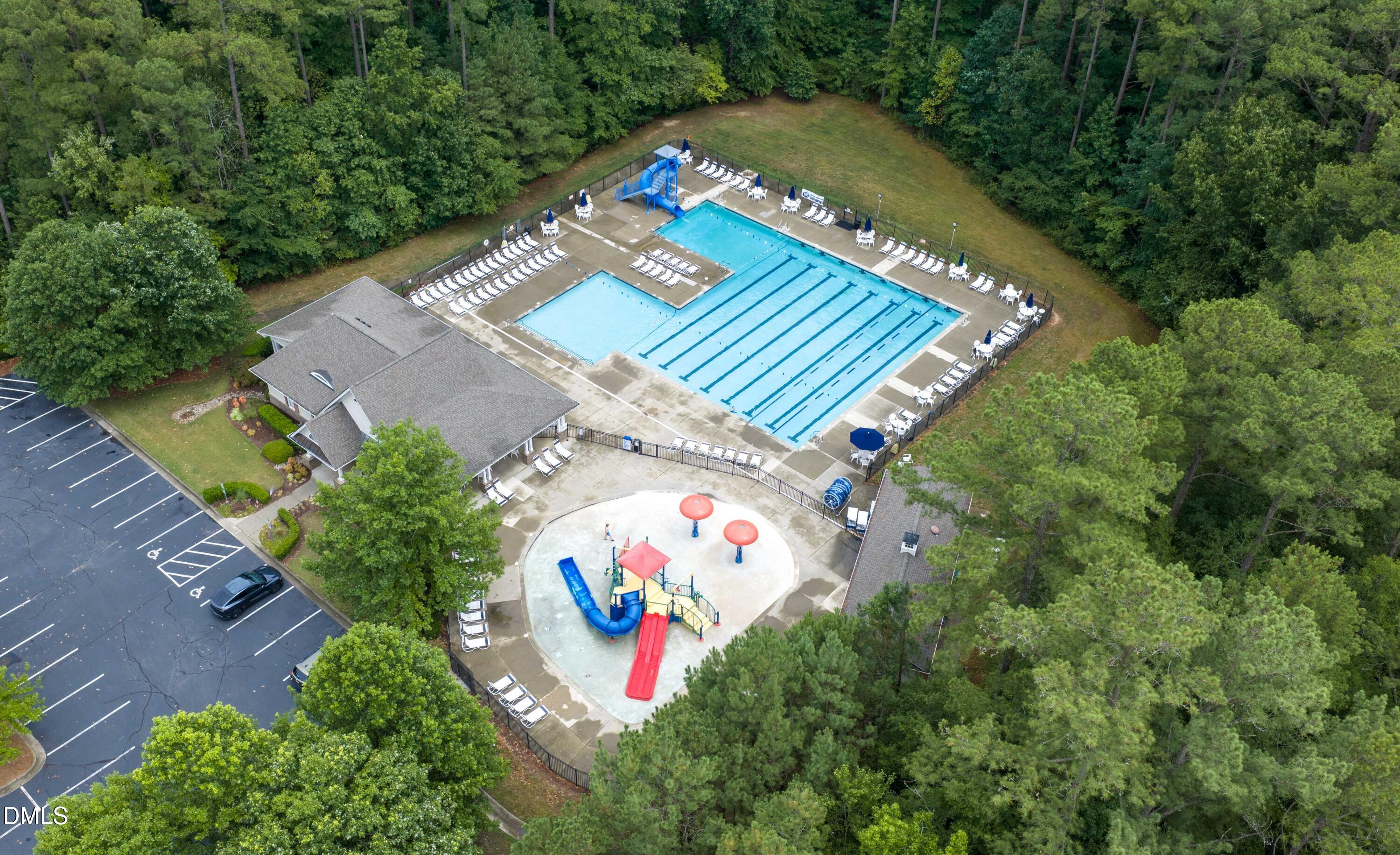 main property photo 46
