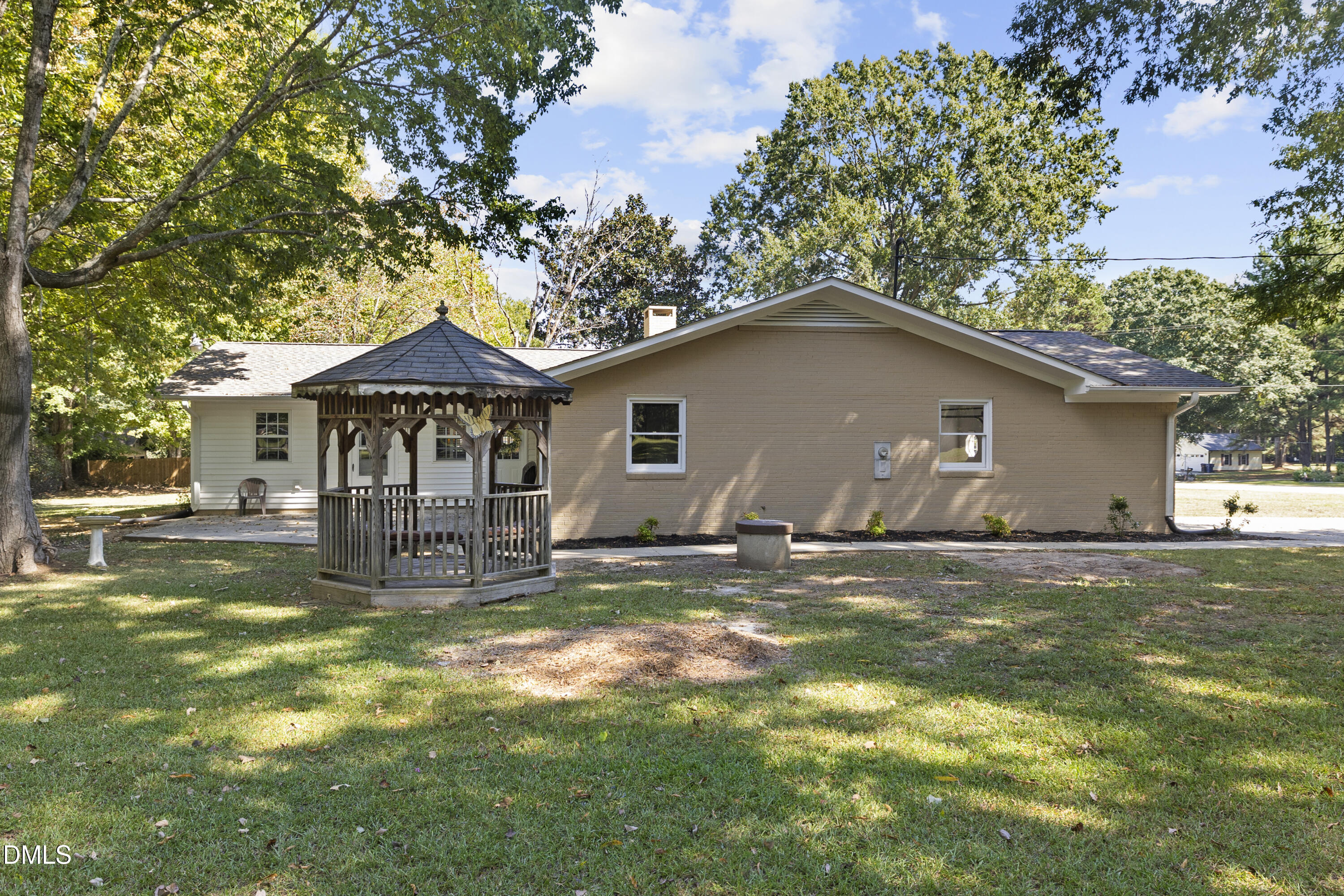 main property photo 21
