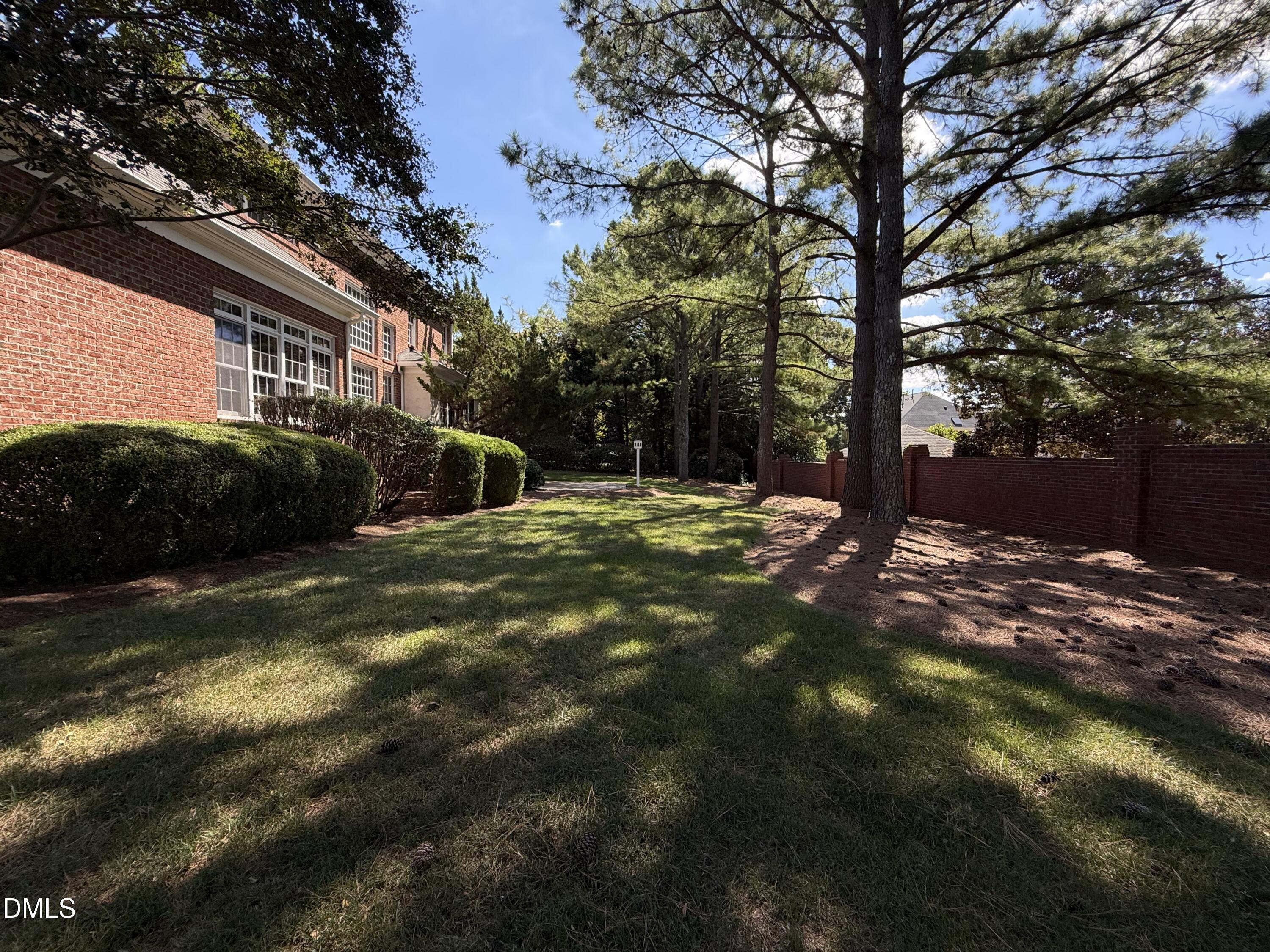 main property photo 29