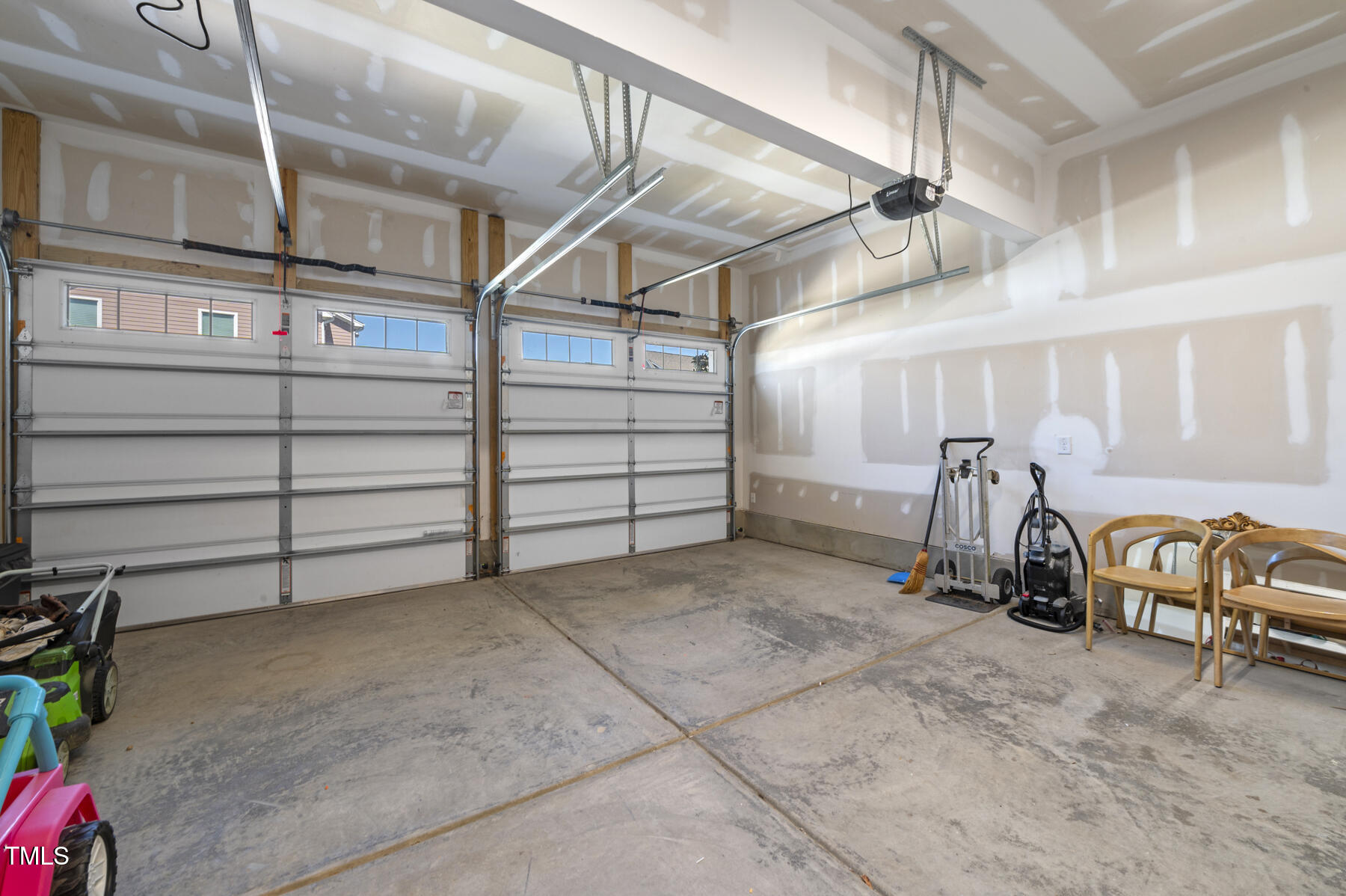 main property photo 62
