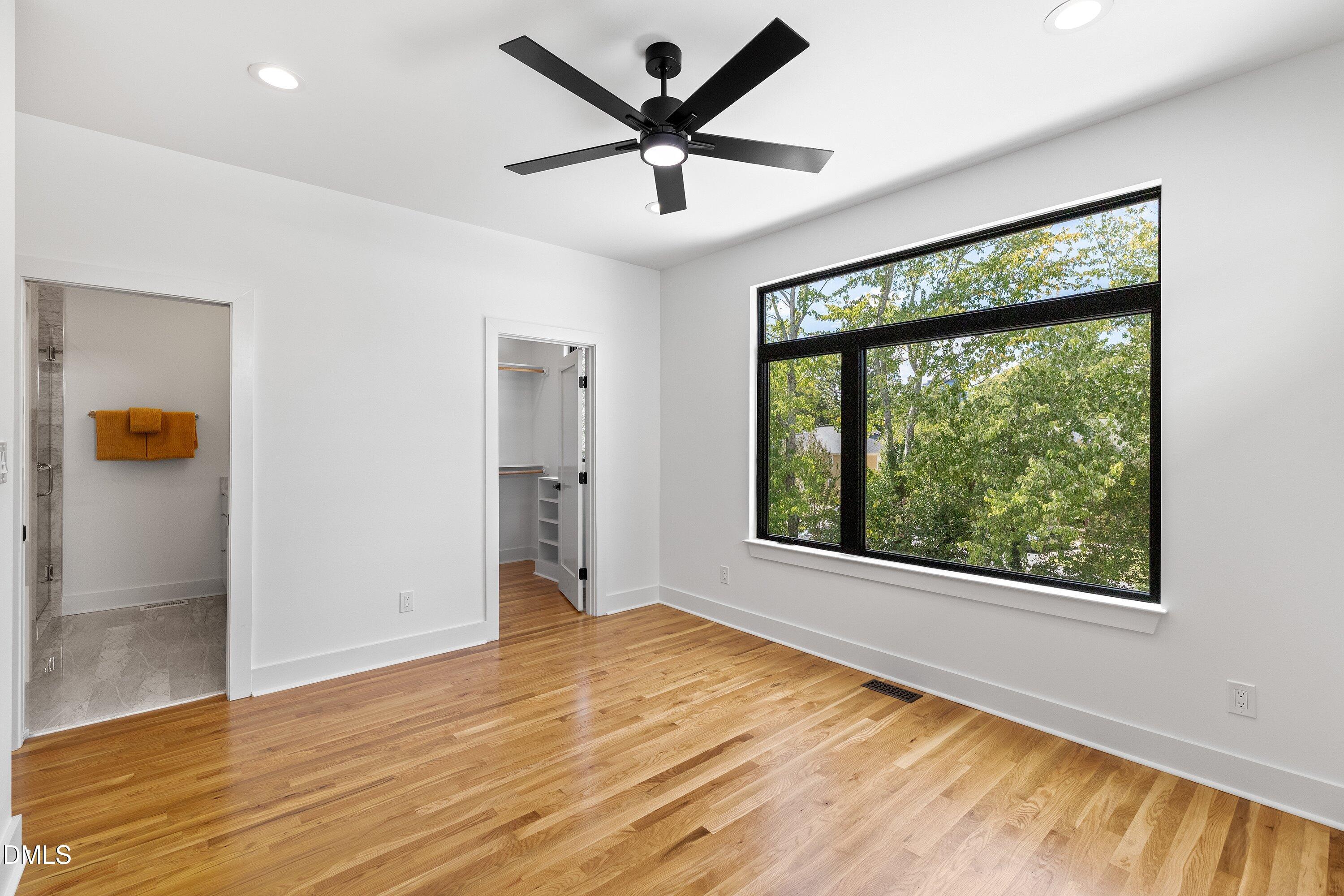 main property photo 75