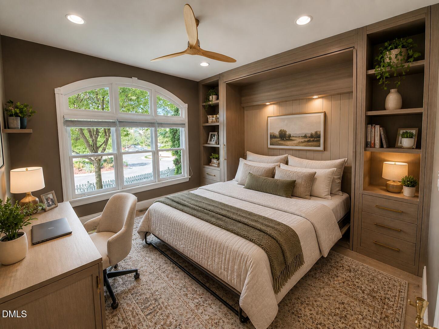 main property photo 30