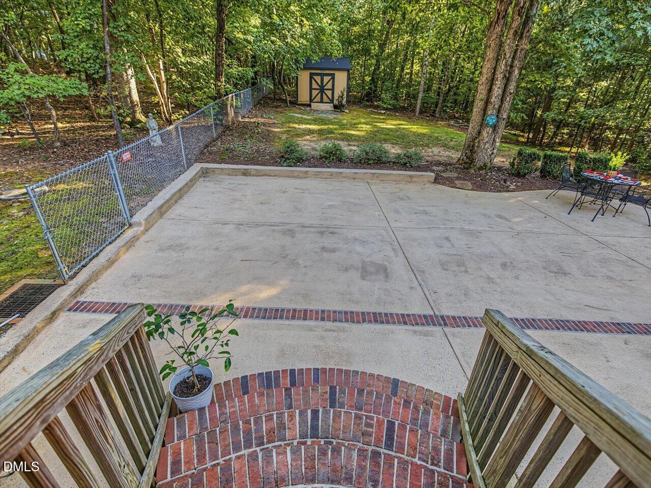 main property photo 45