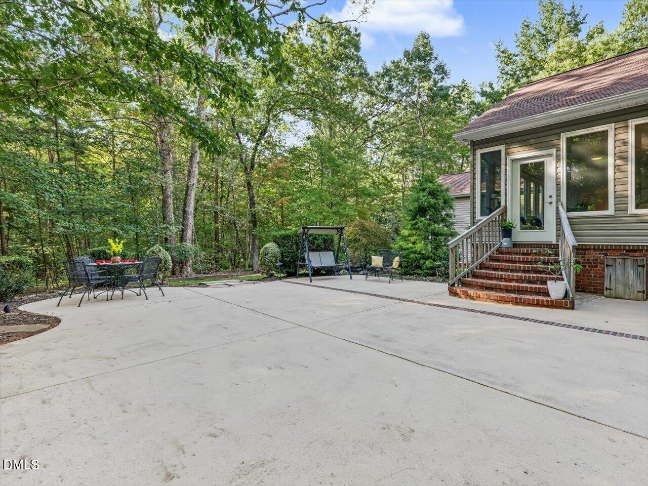 main property photo 46