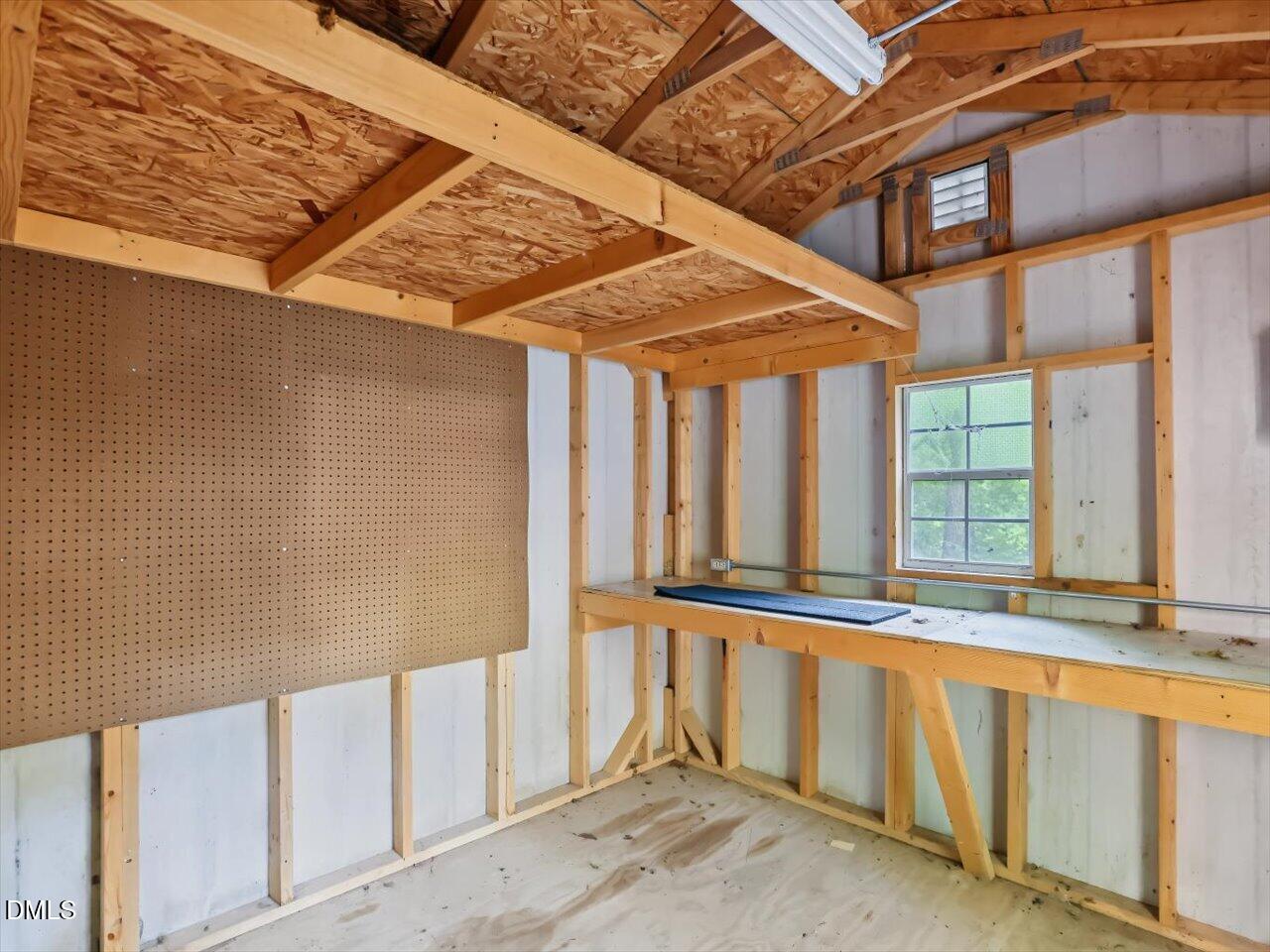 main property photo 78