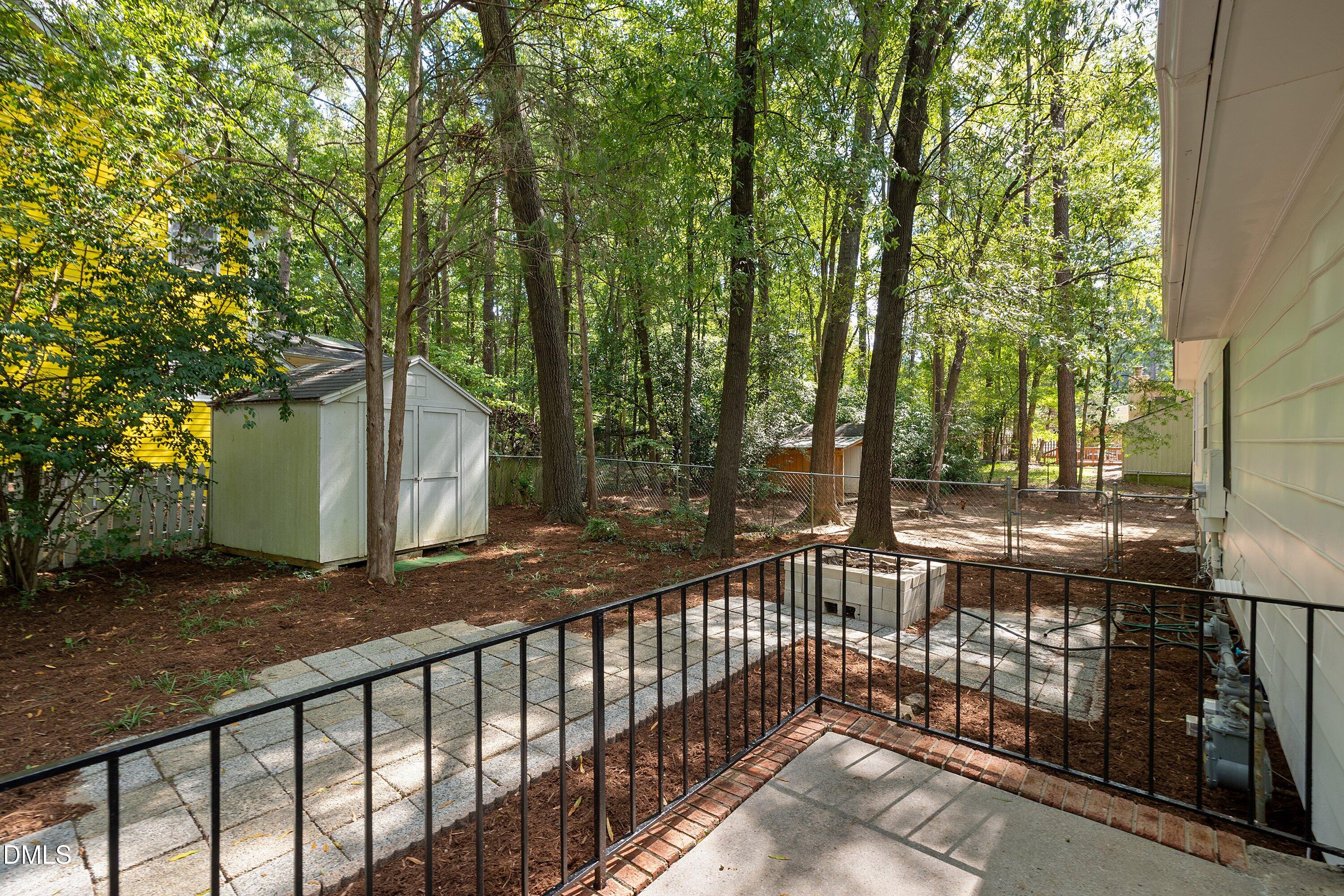 main property photo 18