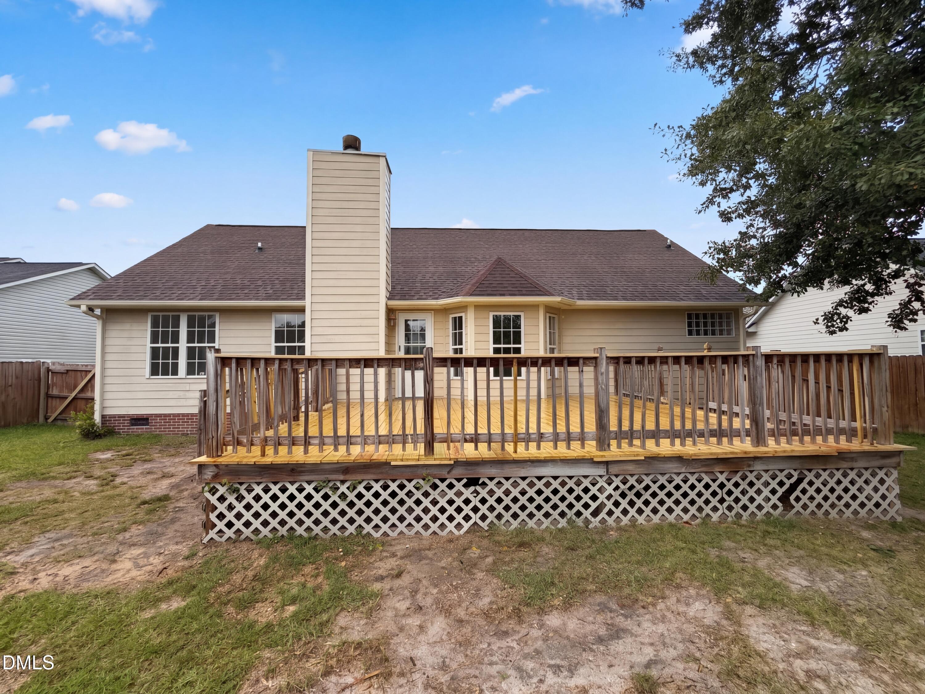 main property photo 12