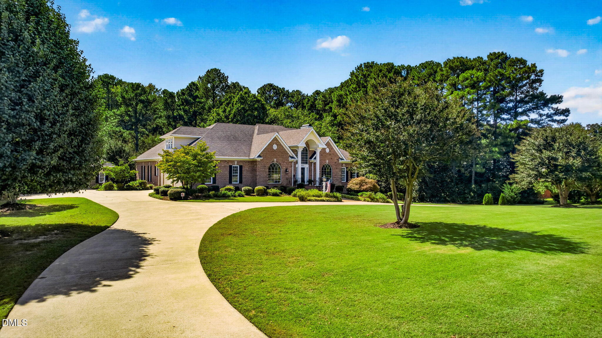 main property photo 3