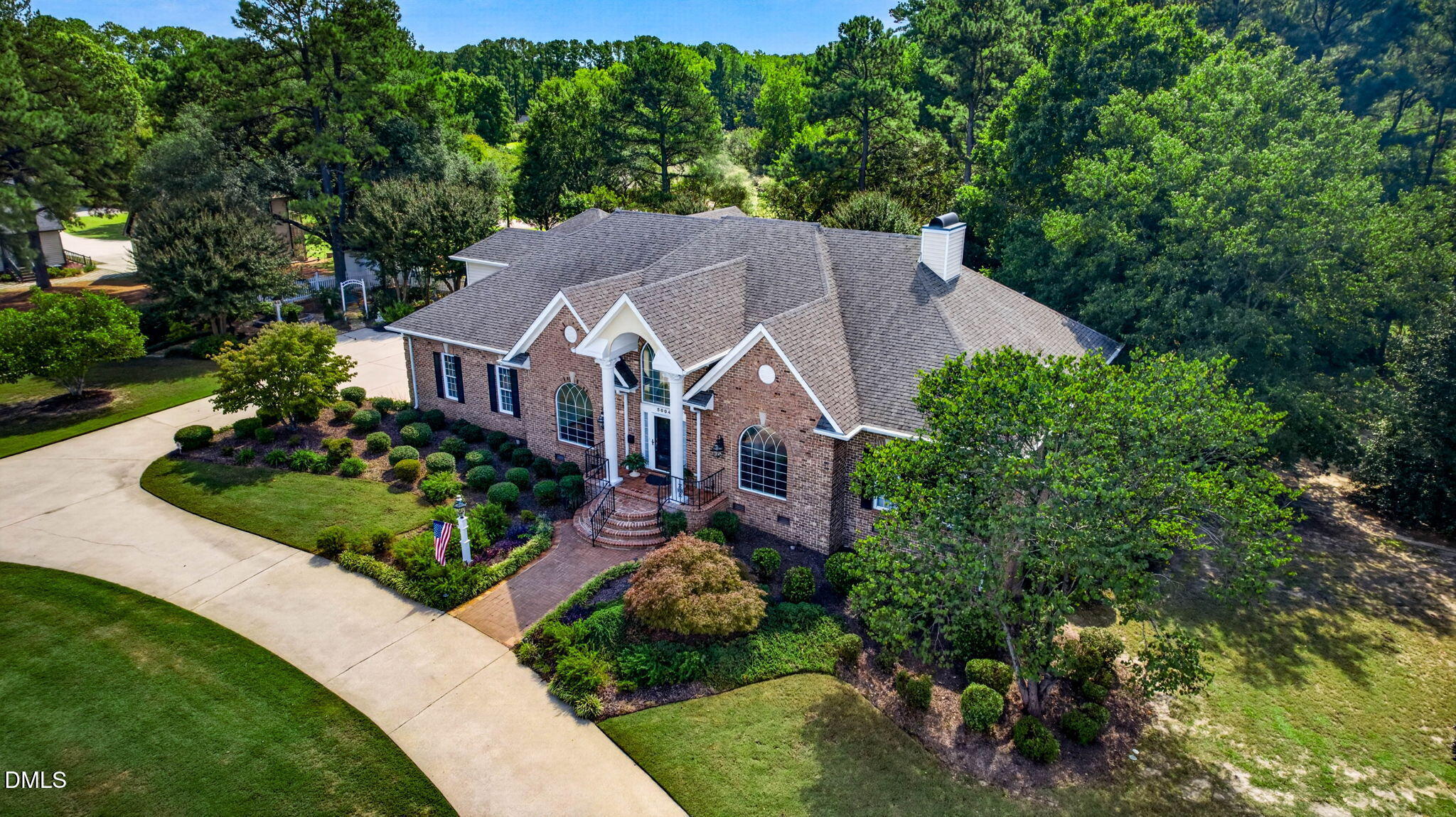 main property photo 6