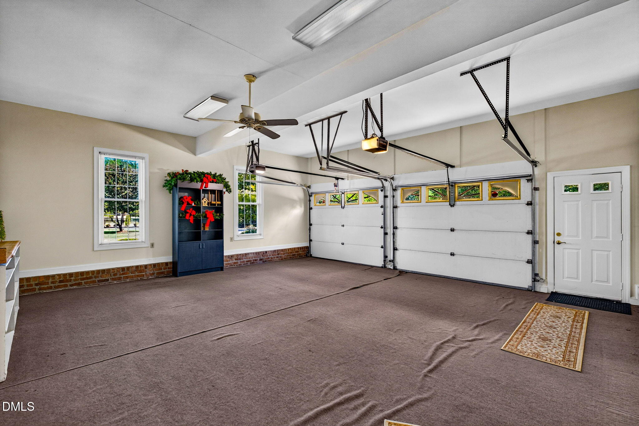 main property photo 81