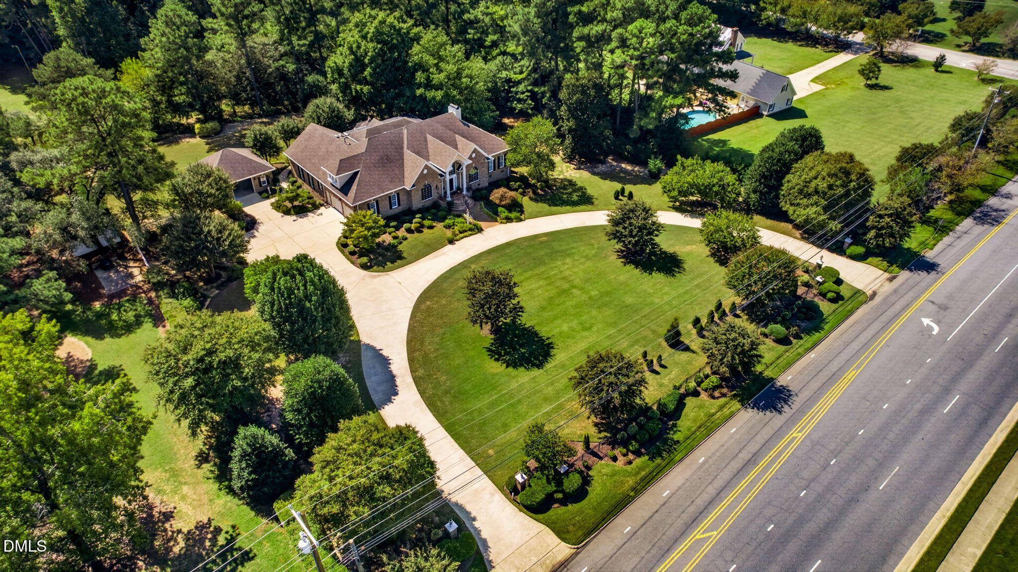 main property photo 89