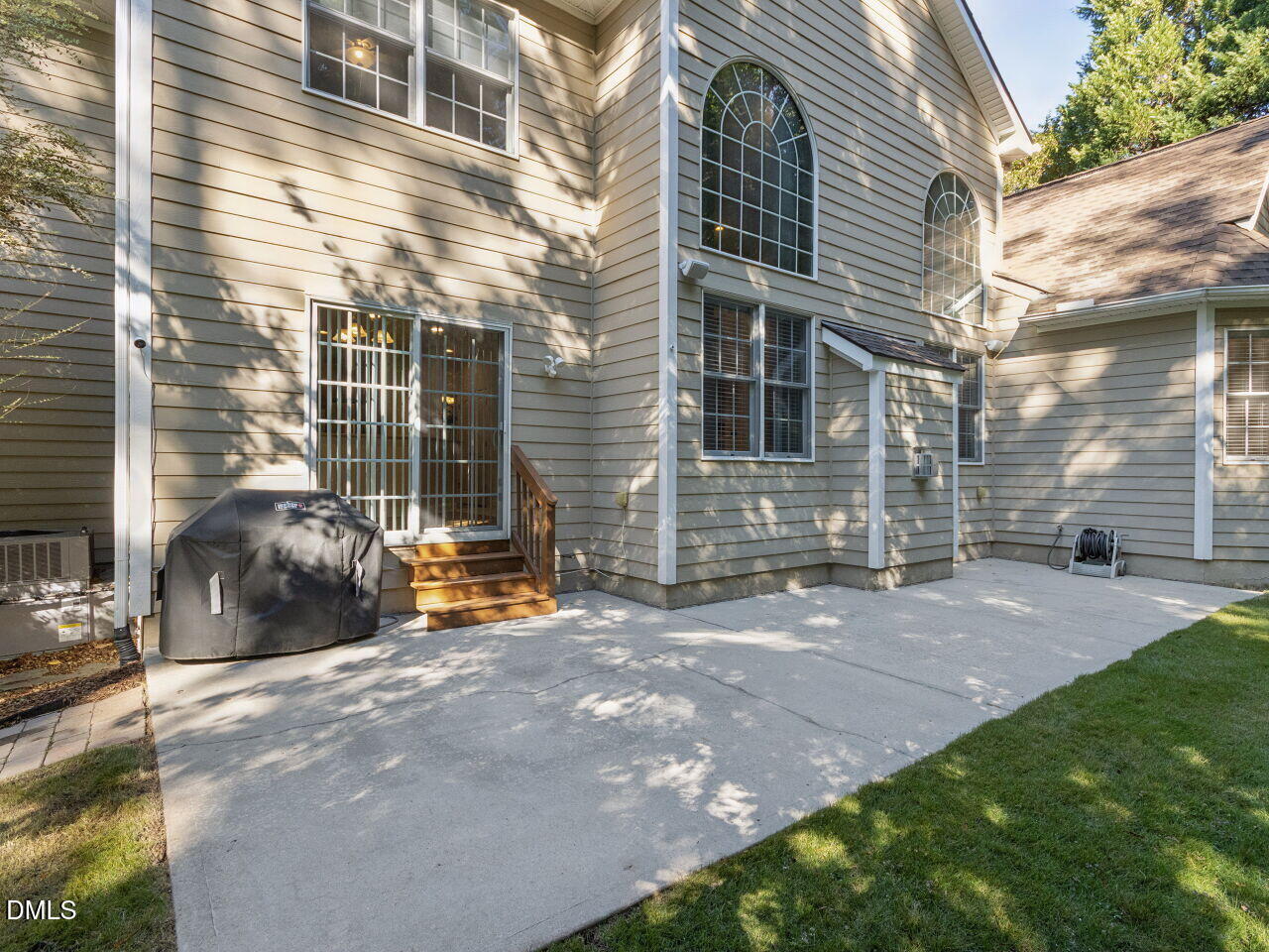 main property photo 47