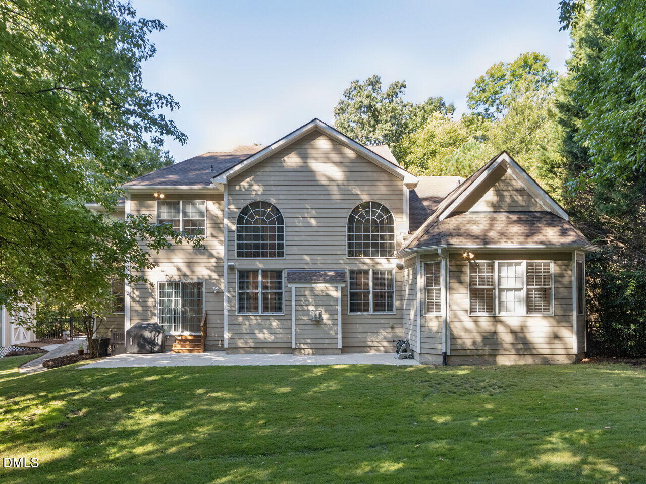 main property photo 49