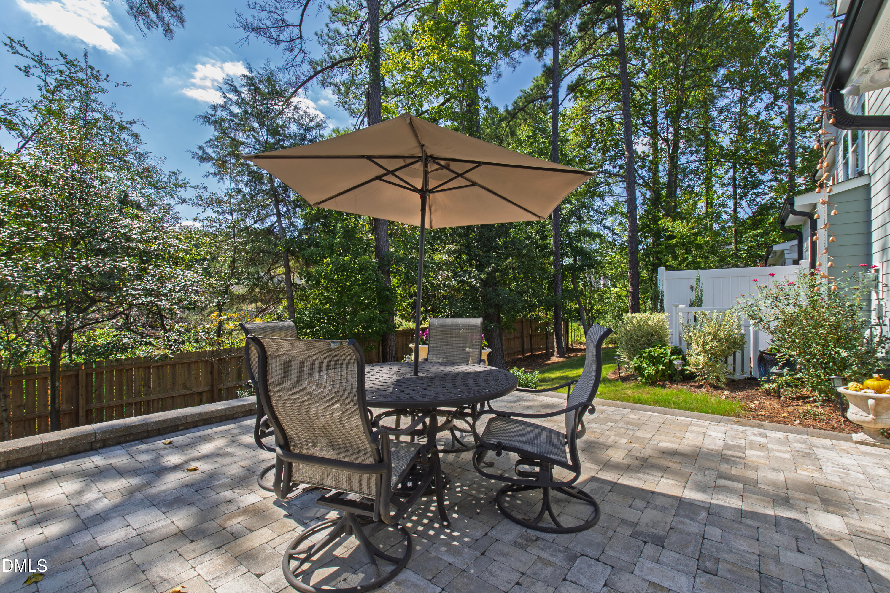 main property photo 54