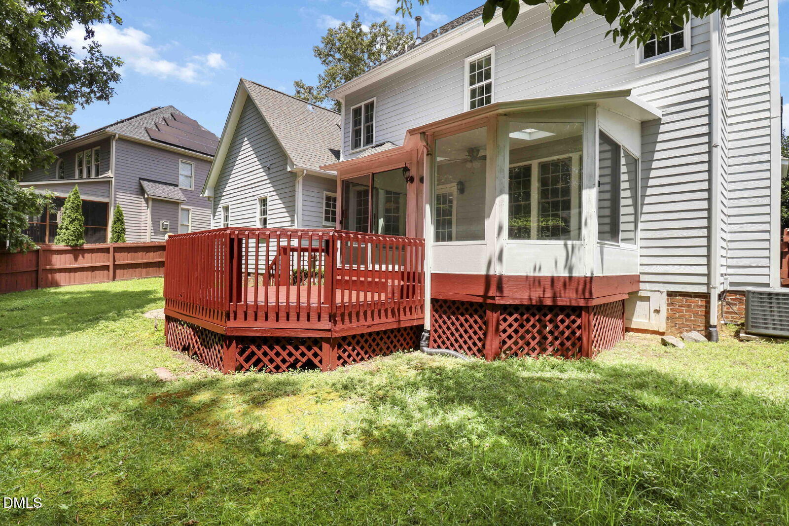 main property photo 34