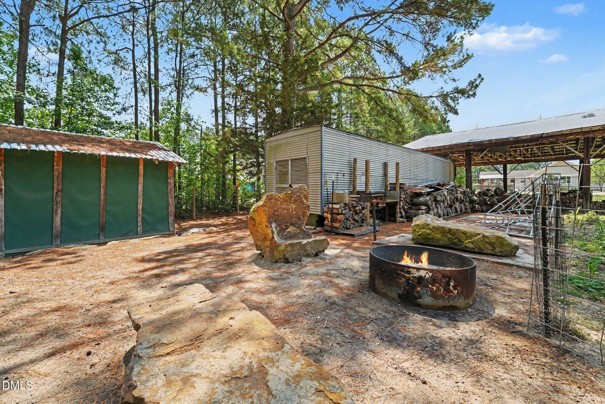 main property photo 27