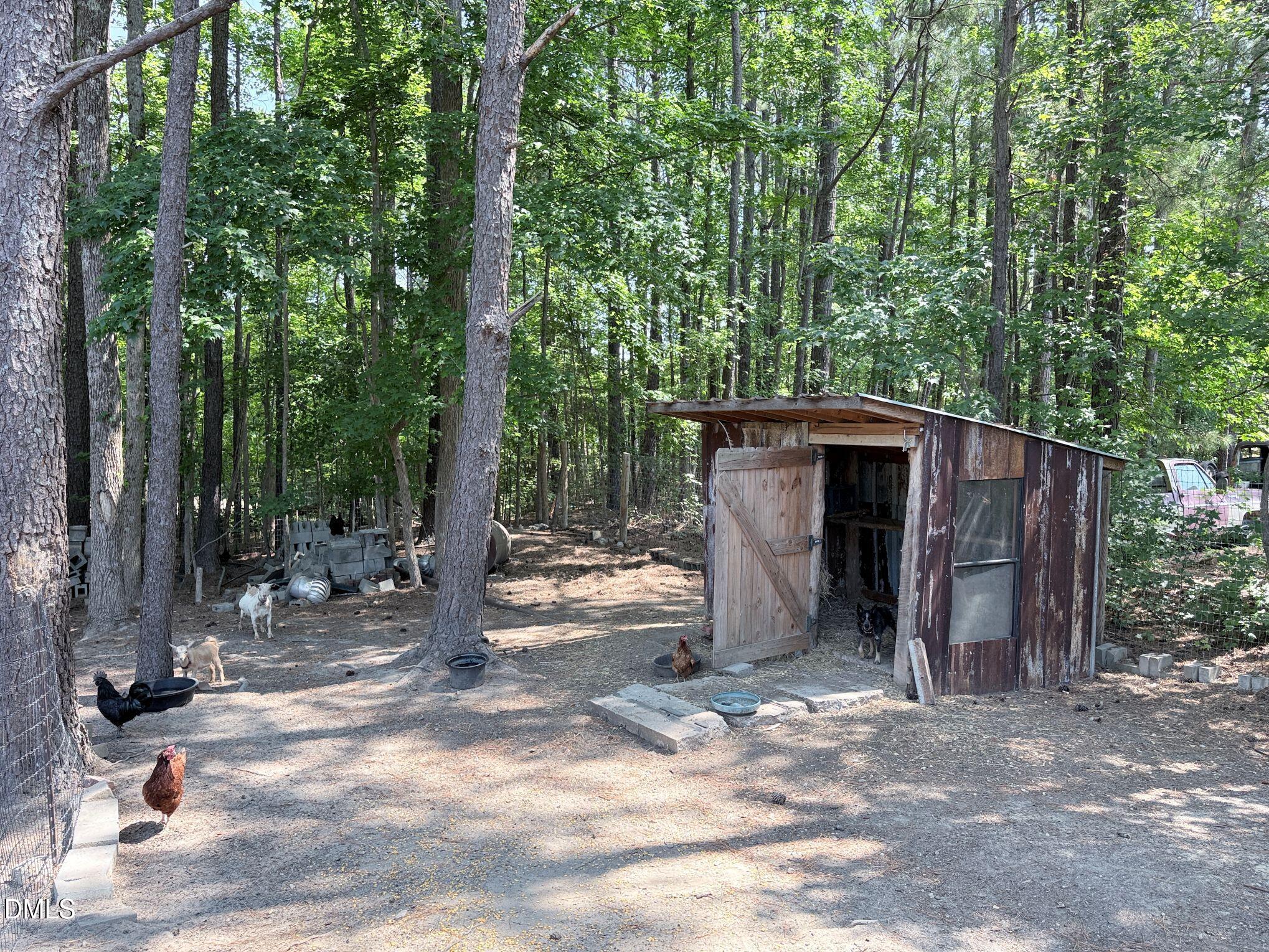 main property photo 34