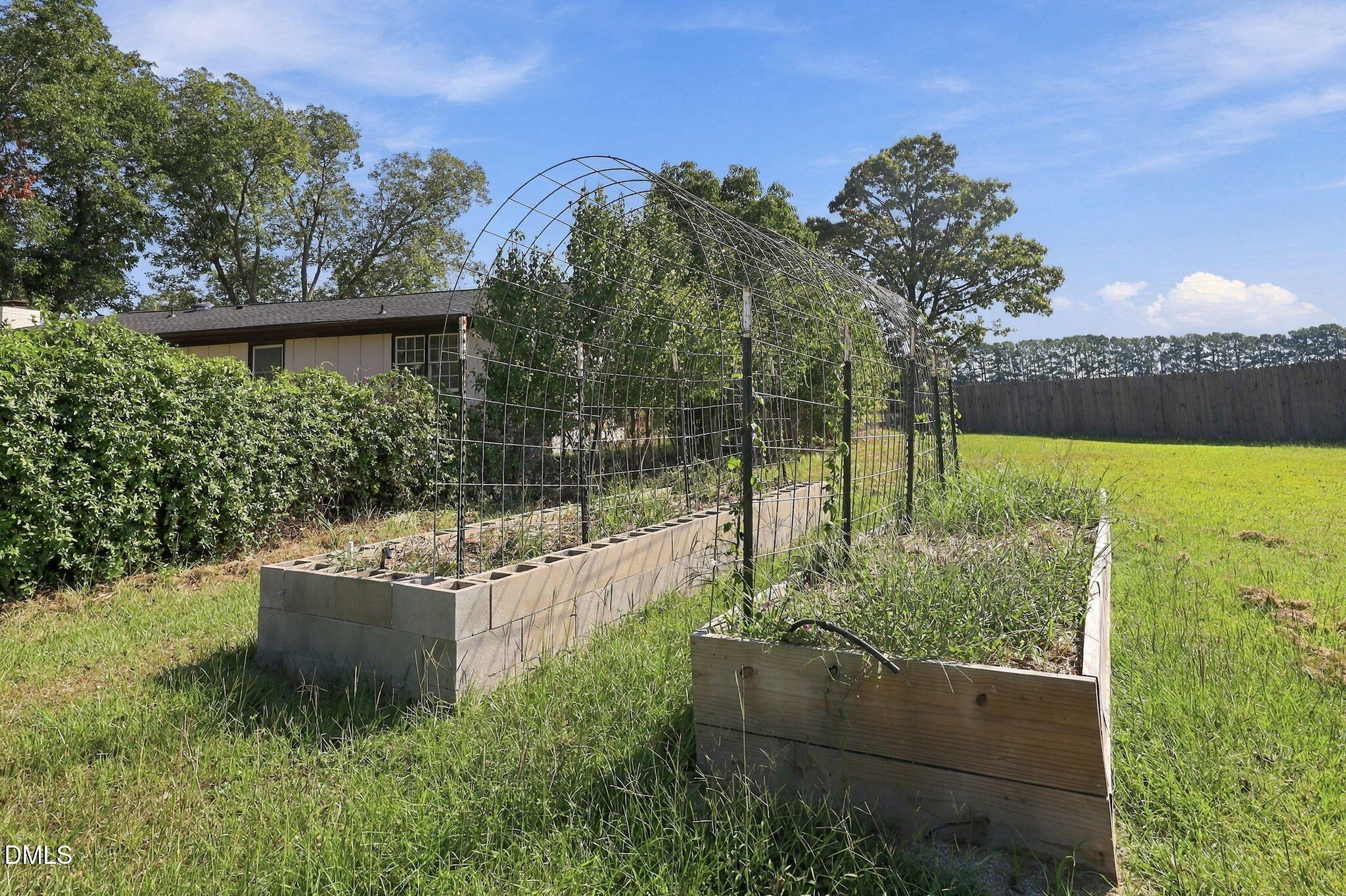 main property photo 36