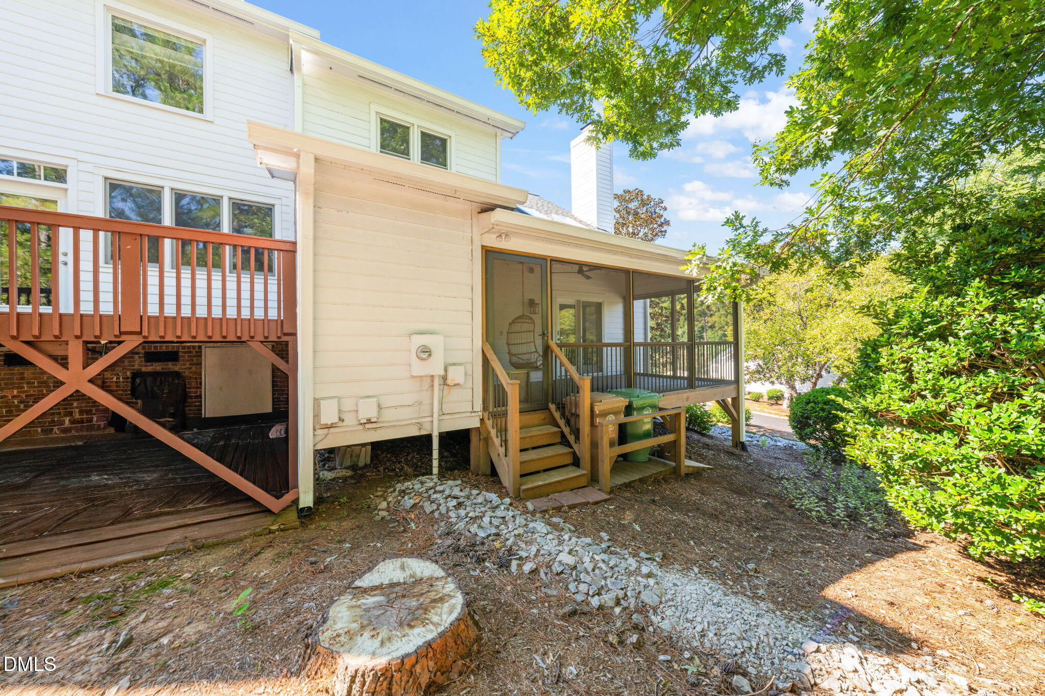 main property photo 38