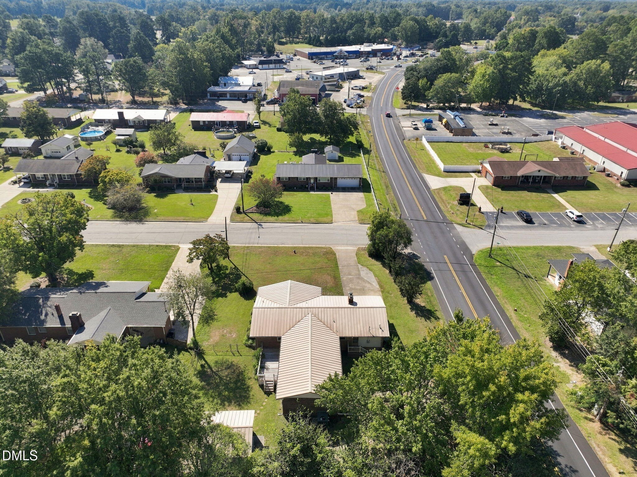main property photo 39