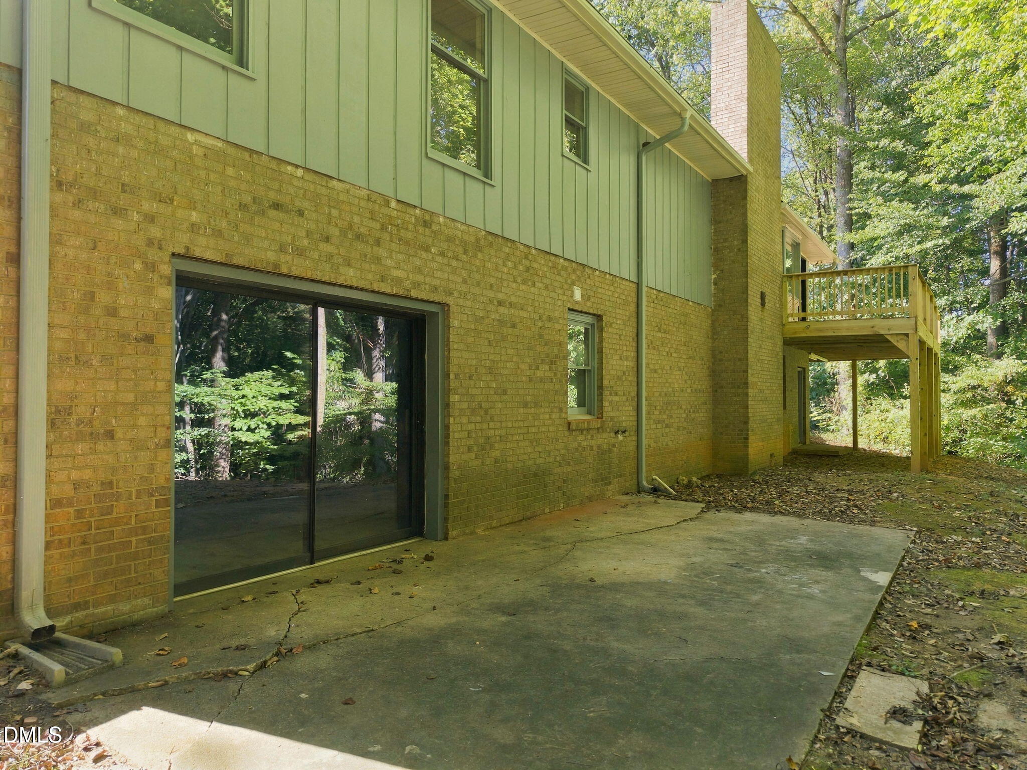 main property photo 45