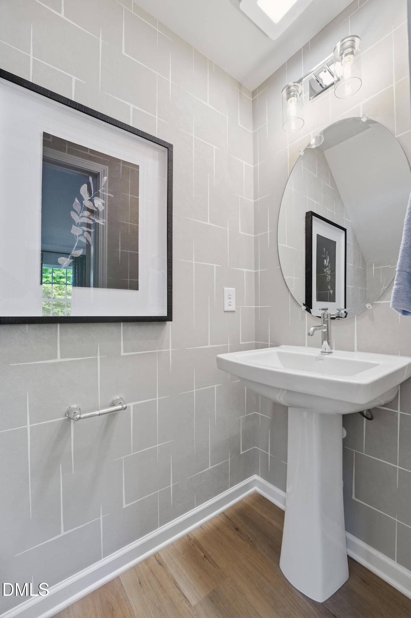 main property photo 20