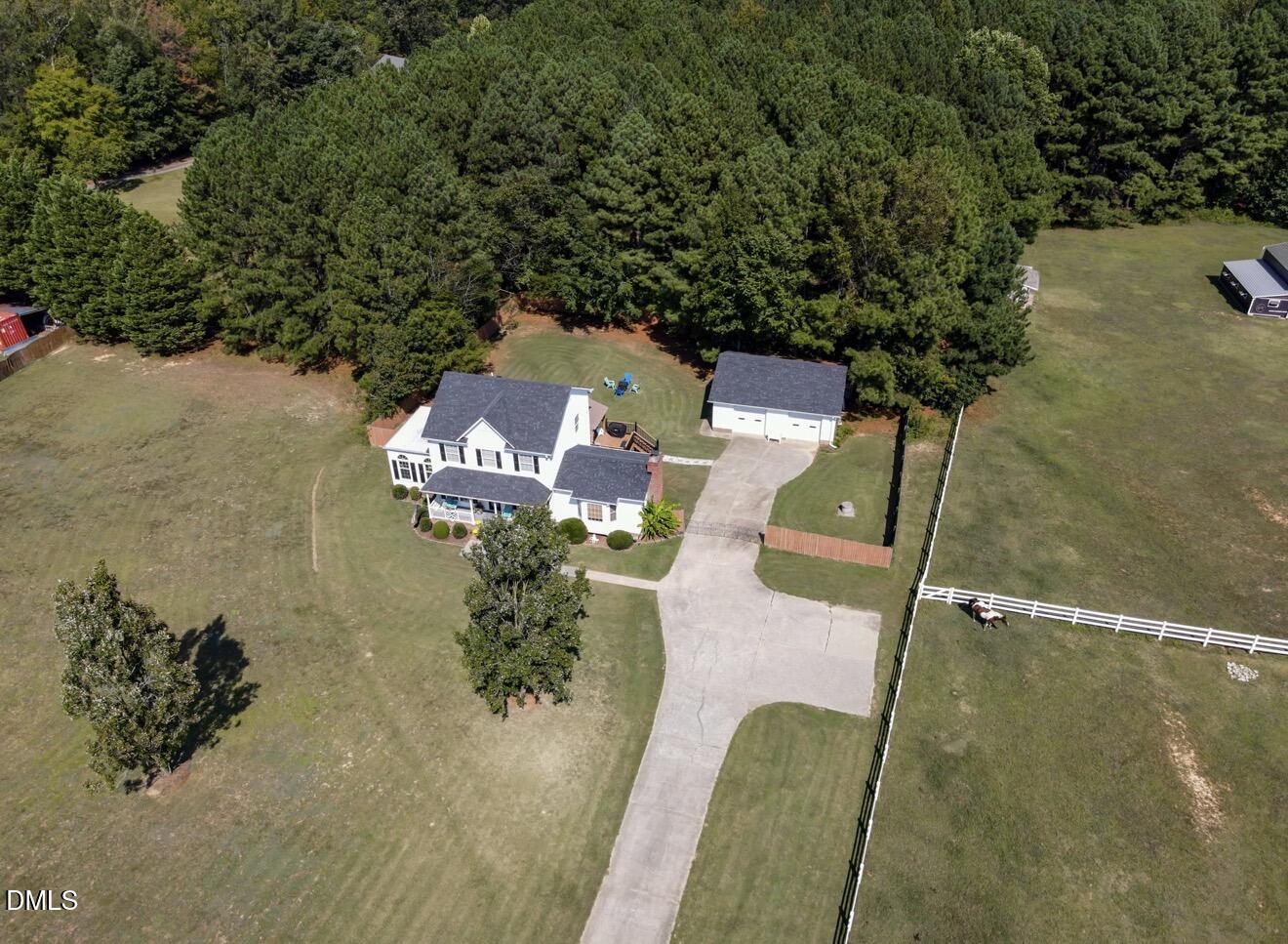 main property photo 41