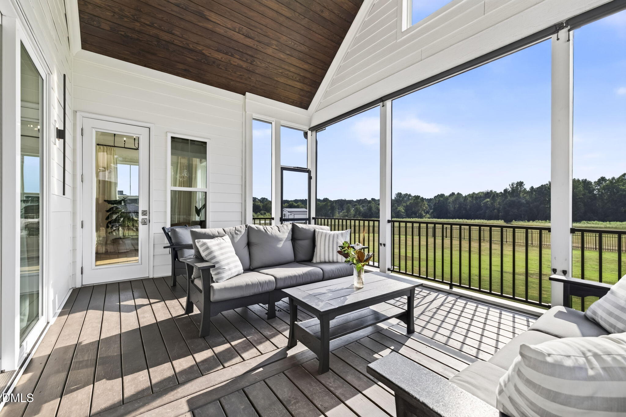 main property photo 80
