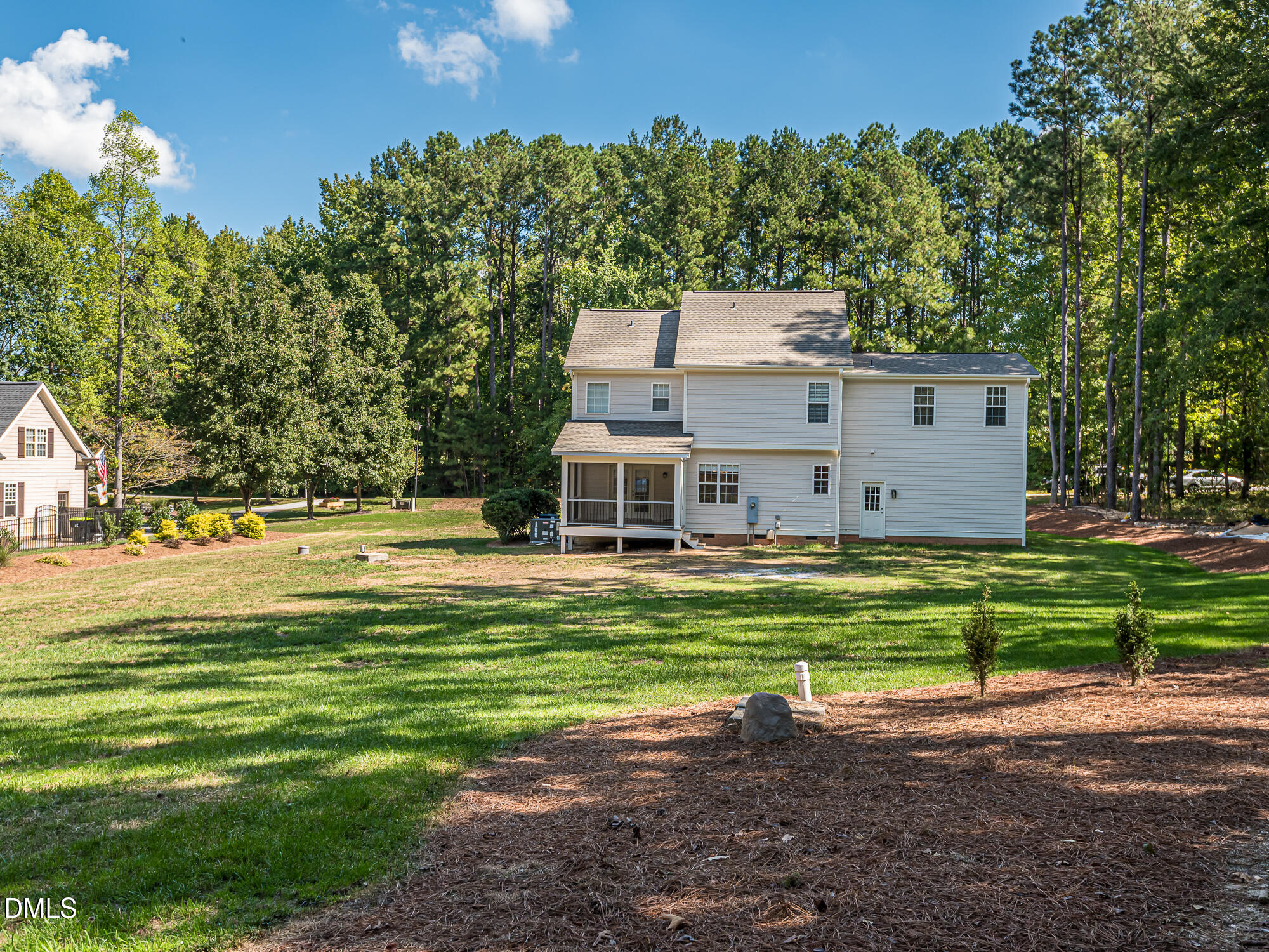 main property photo 34