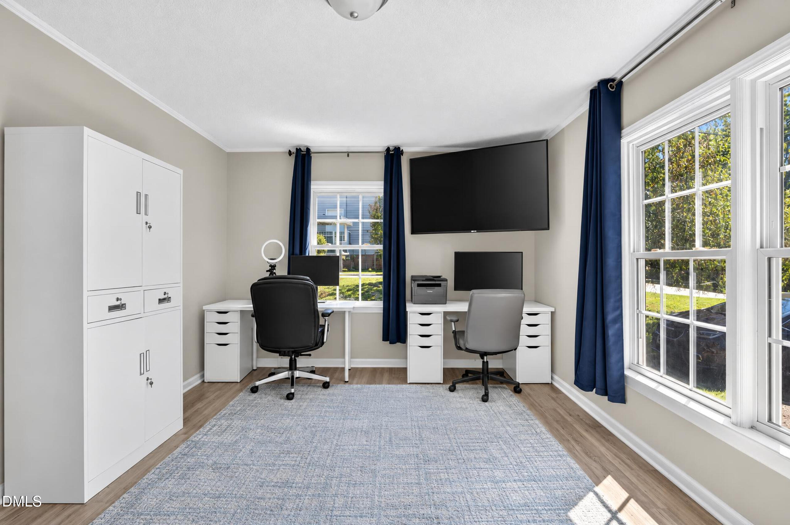 main property photo 31