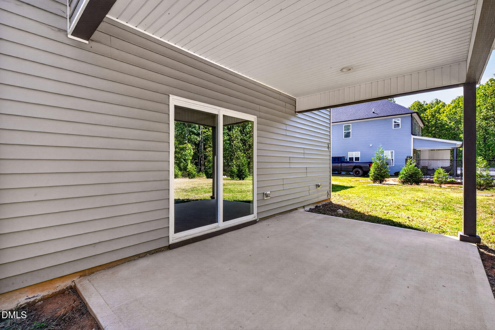 main property photo 41