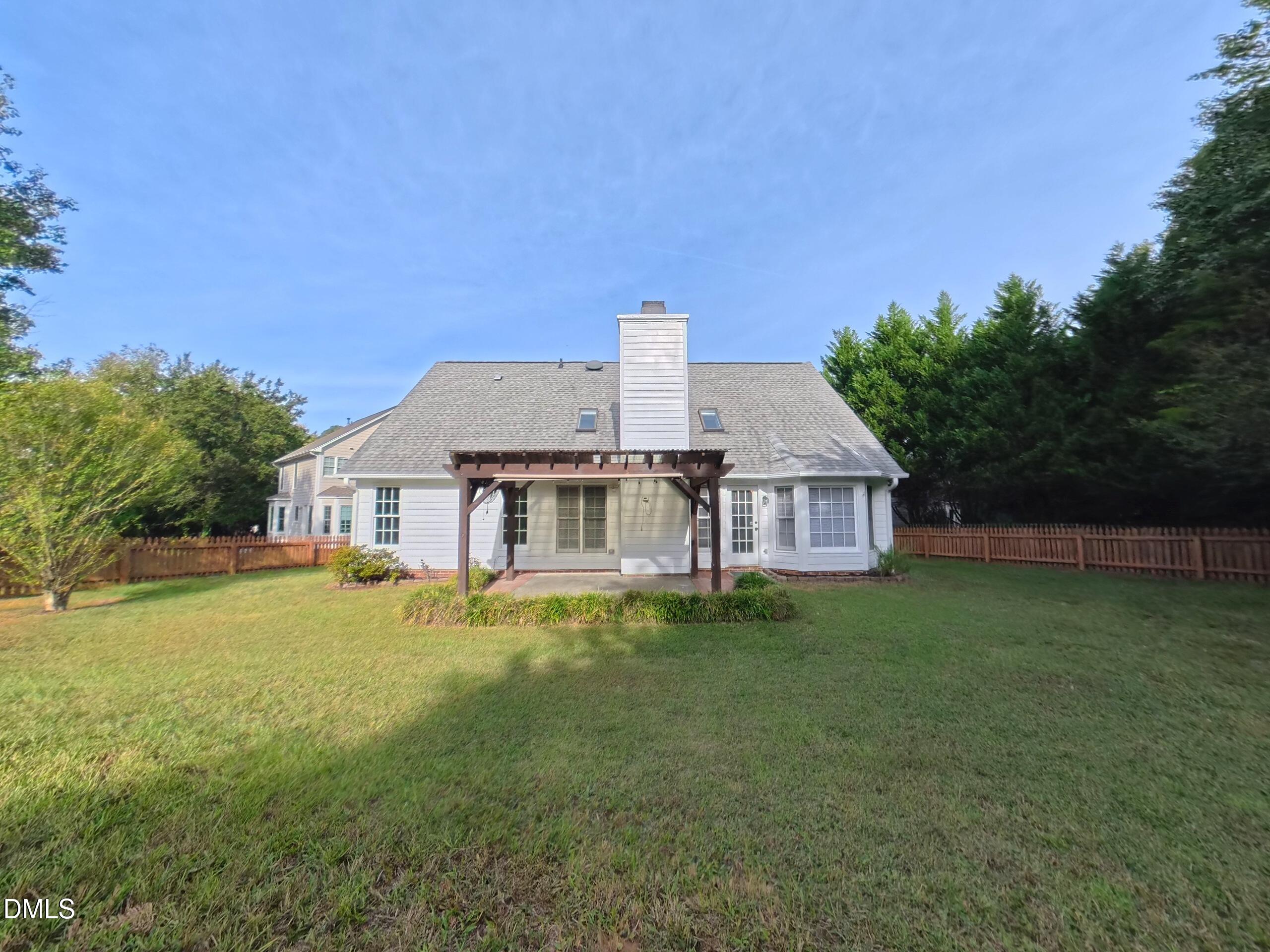 main property photo 21