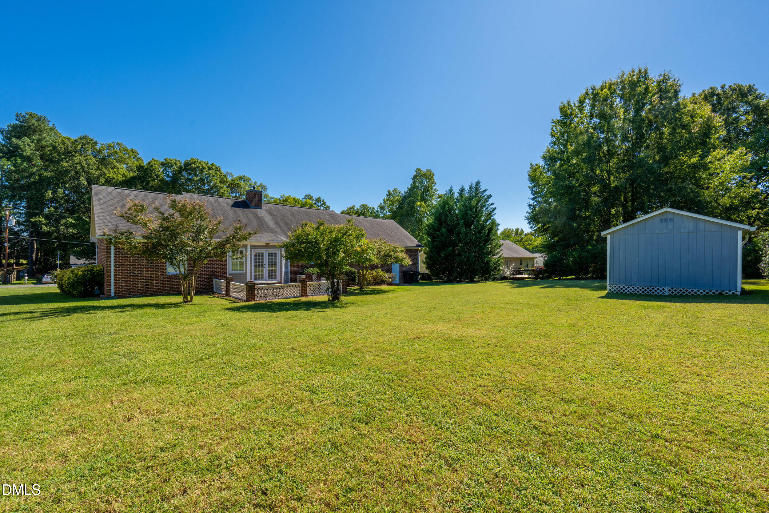 main property photo 21