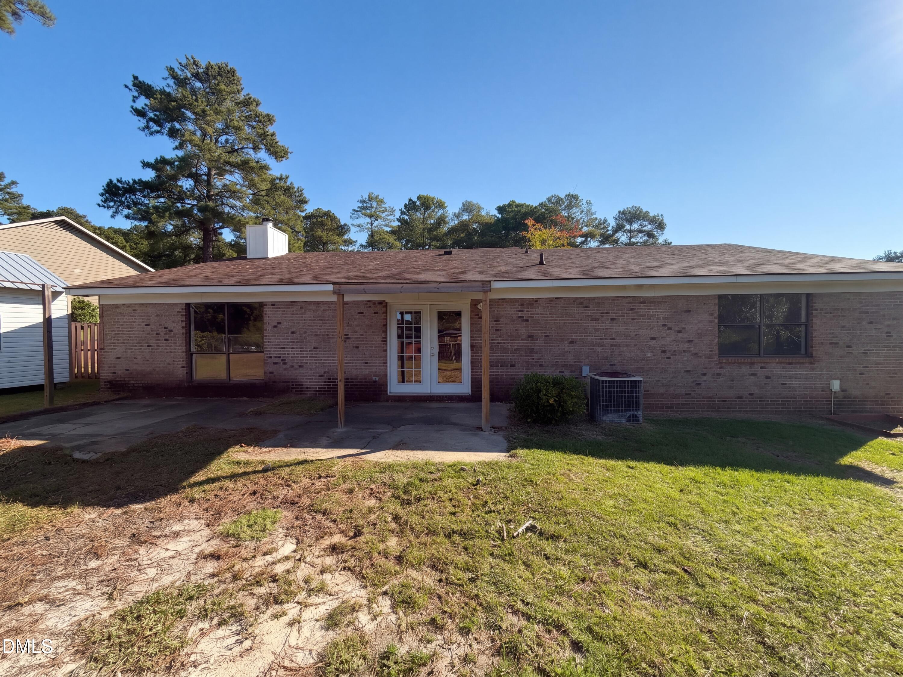 main property photo 11