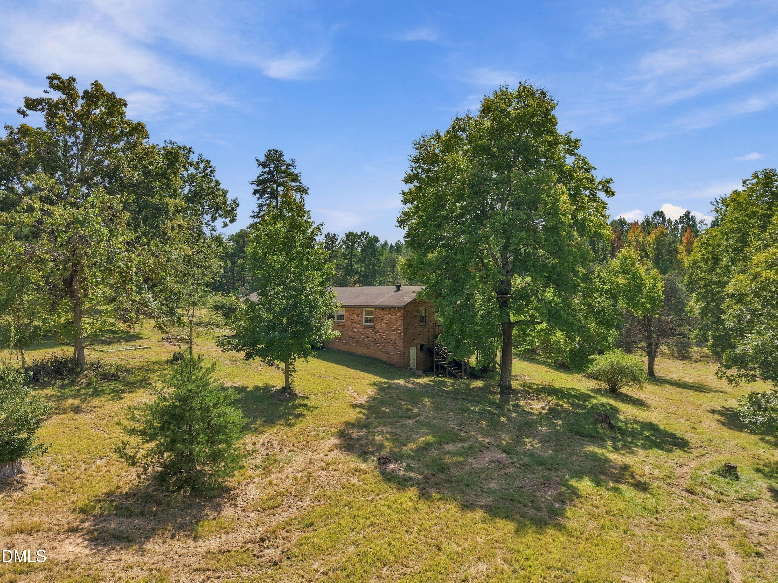 main property photo 41