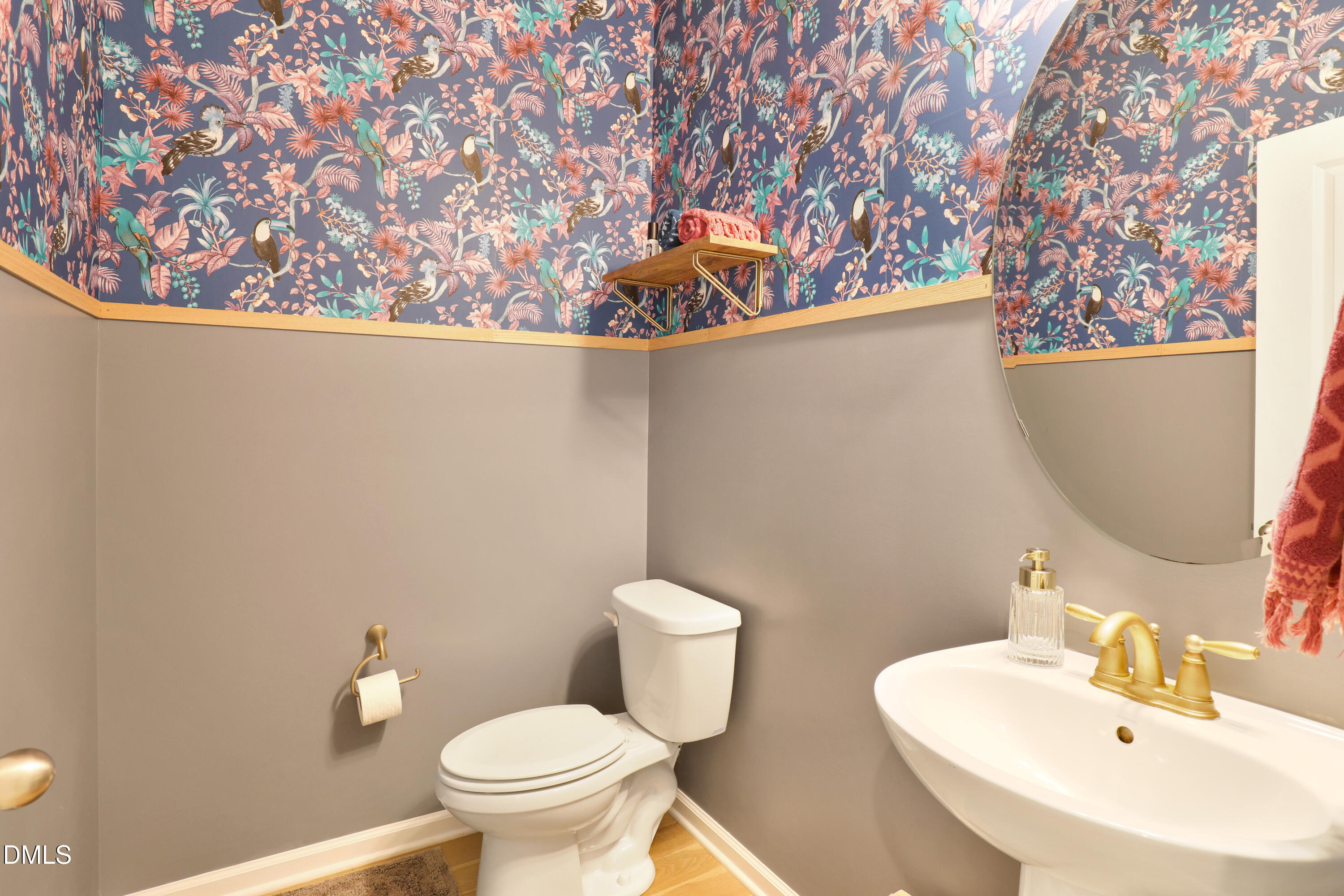 main property photo 16