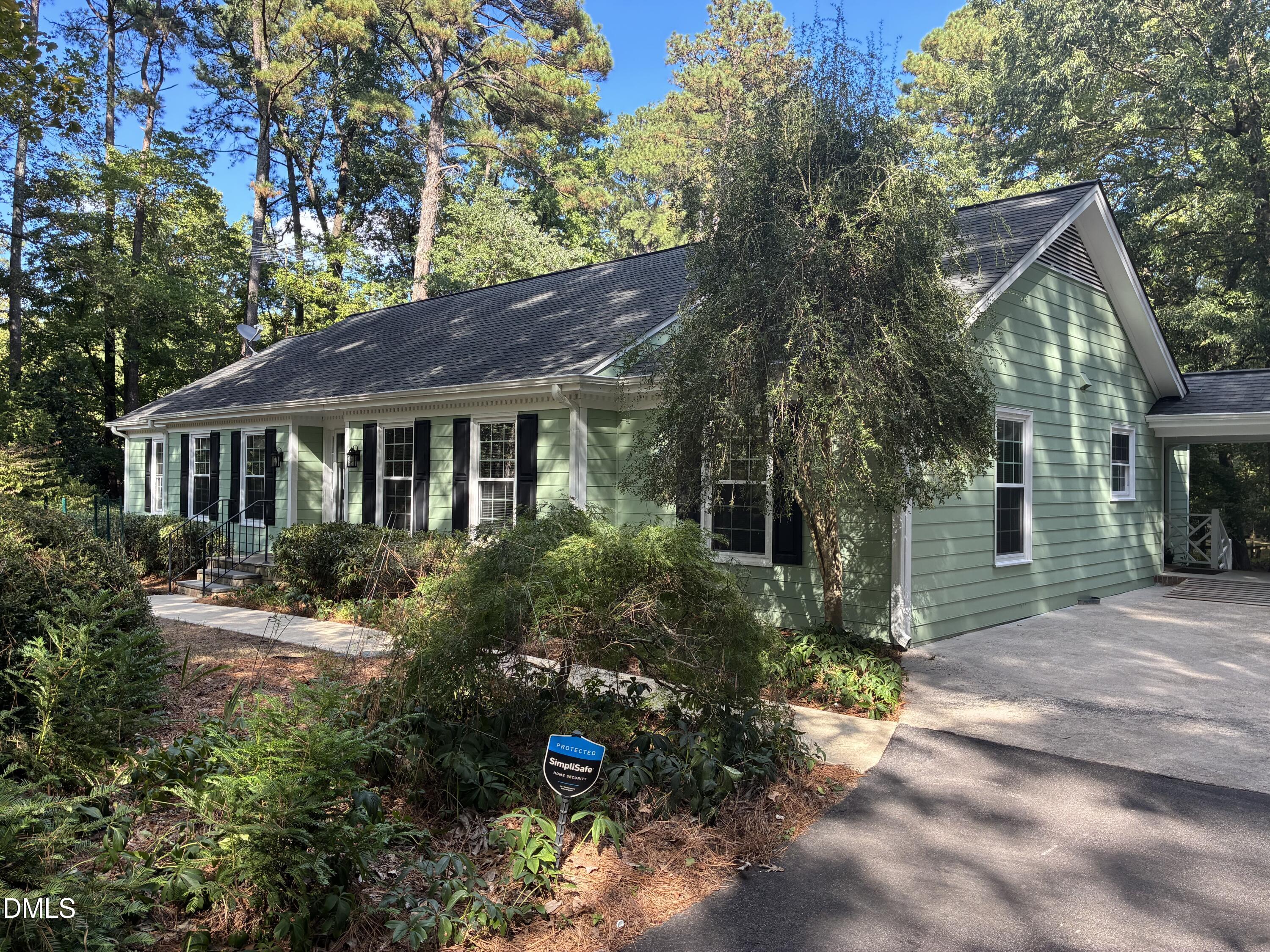 main property photo 35