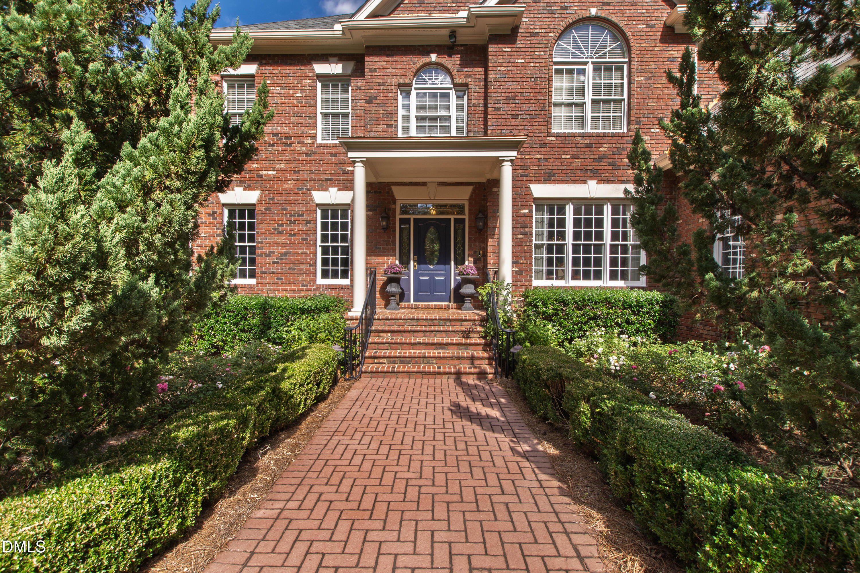 main property photo 5